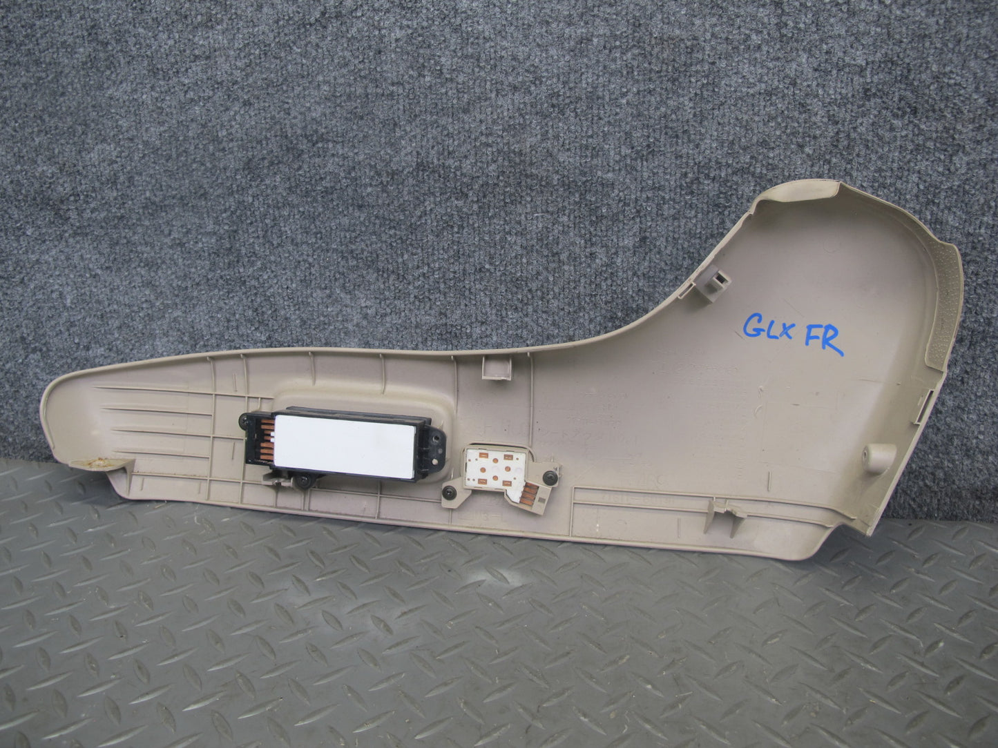 2003-2007 Lexus J100 LX470 Front Right Side Seat Trim Cover Panel W/ Switch Set