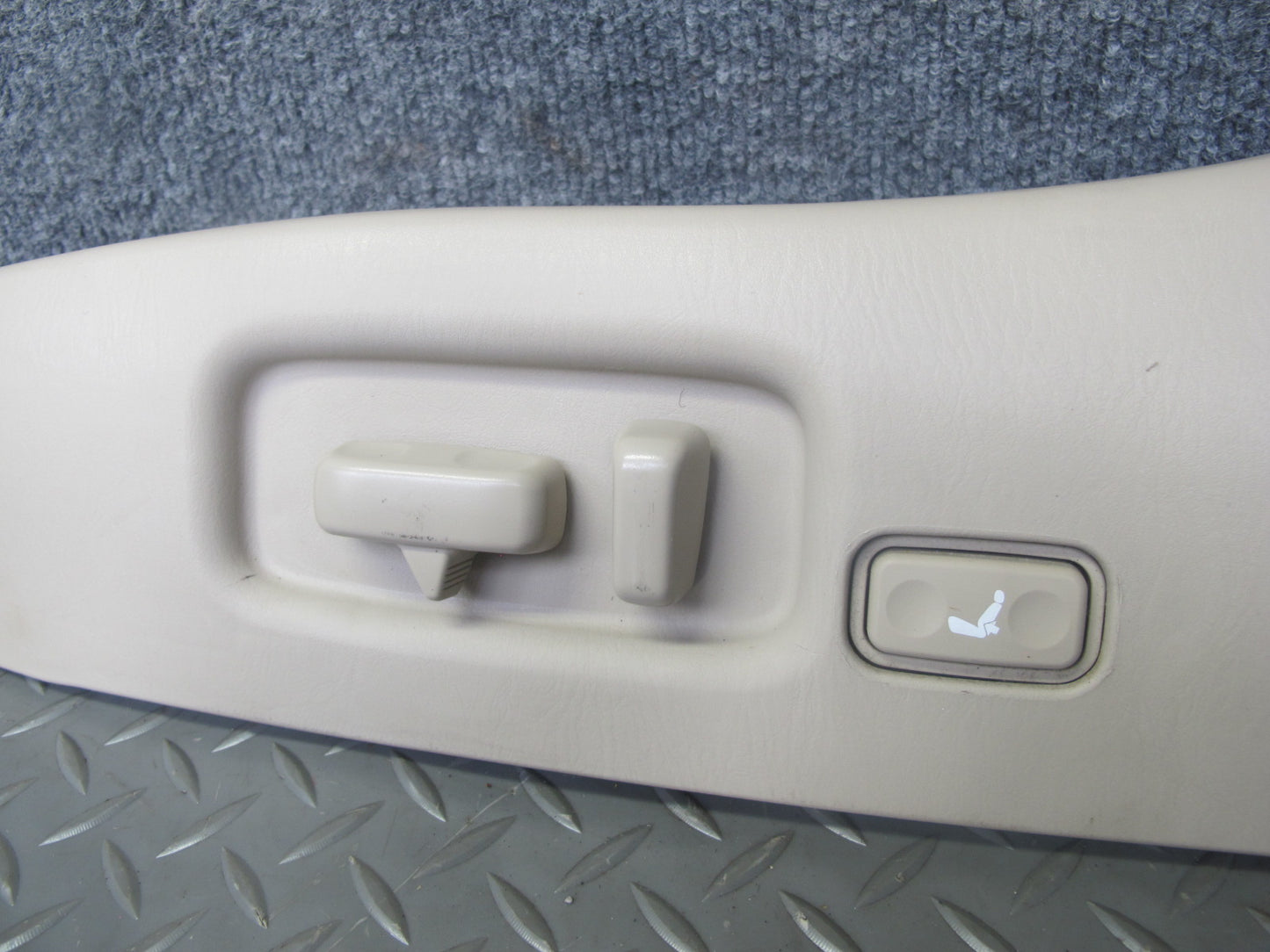 2003-2007 Lexus J100 LX470 Front Left Side Seat Trim Cover Panel W/ Switch Set