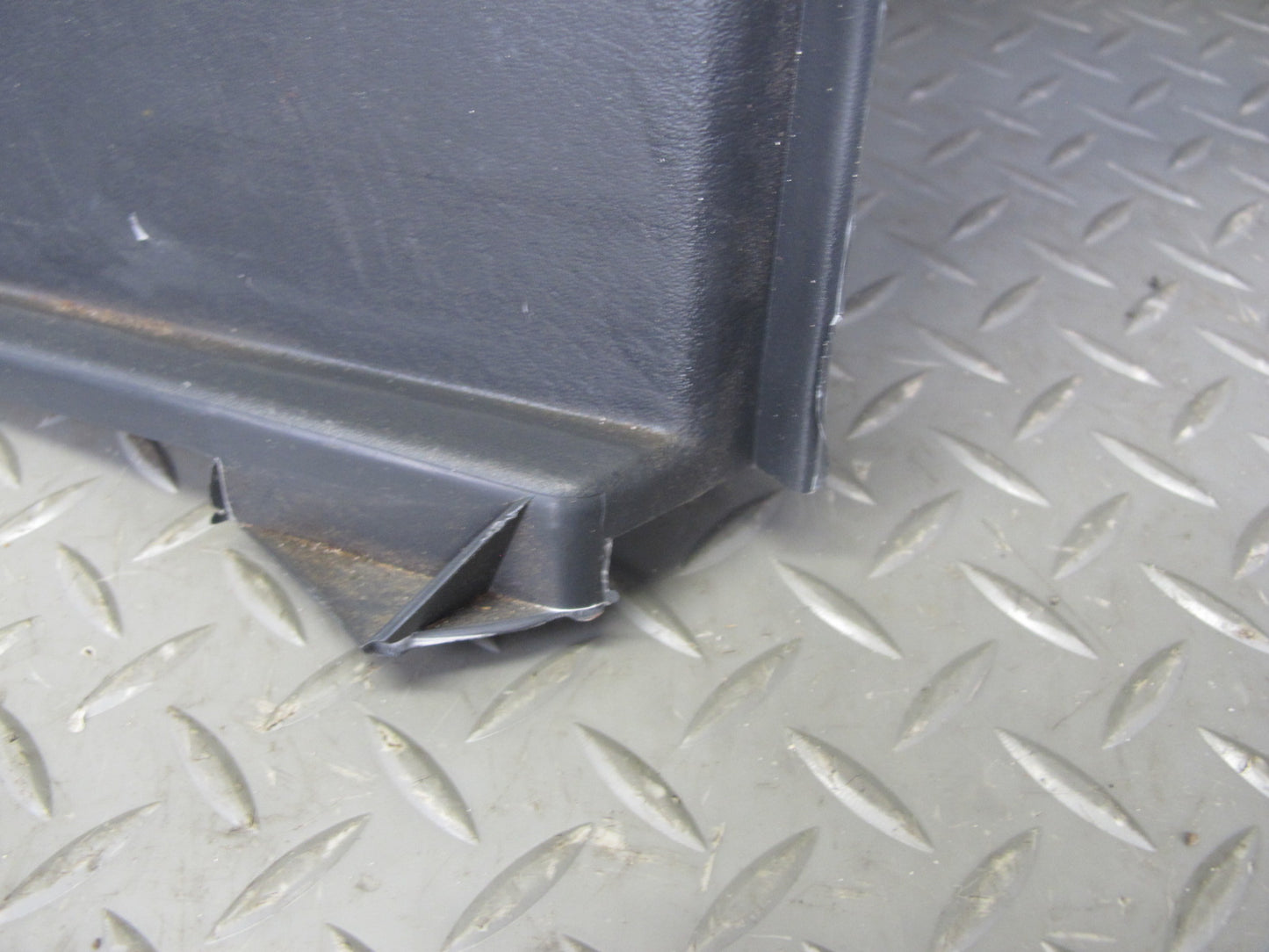 90-96 Nissan Z32 300ZX Coupe 2+0 Rear Quarter Trunk Trim Cover Panel Set OEM