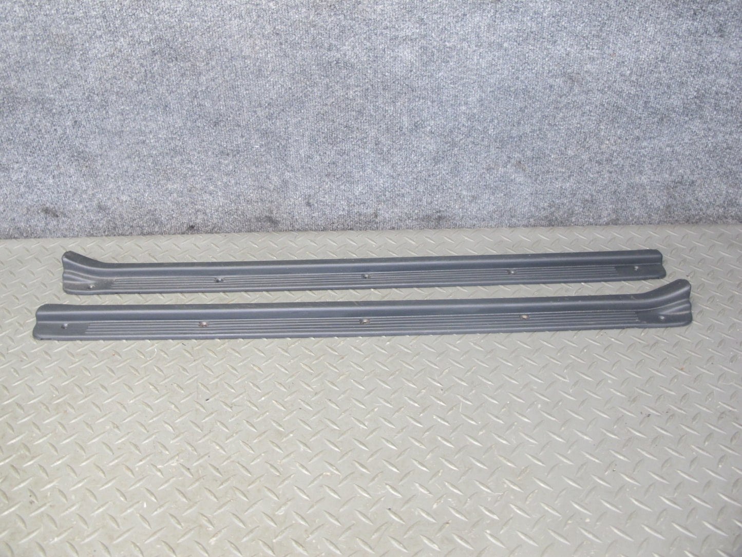 90-96 Nissan Z32 300ZX Coupe Set of 2 Door Scuff Sill Plate Trim Cover OEM