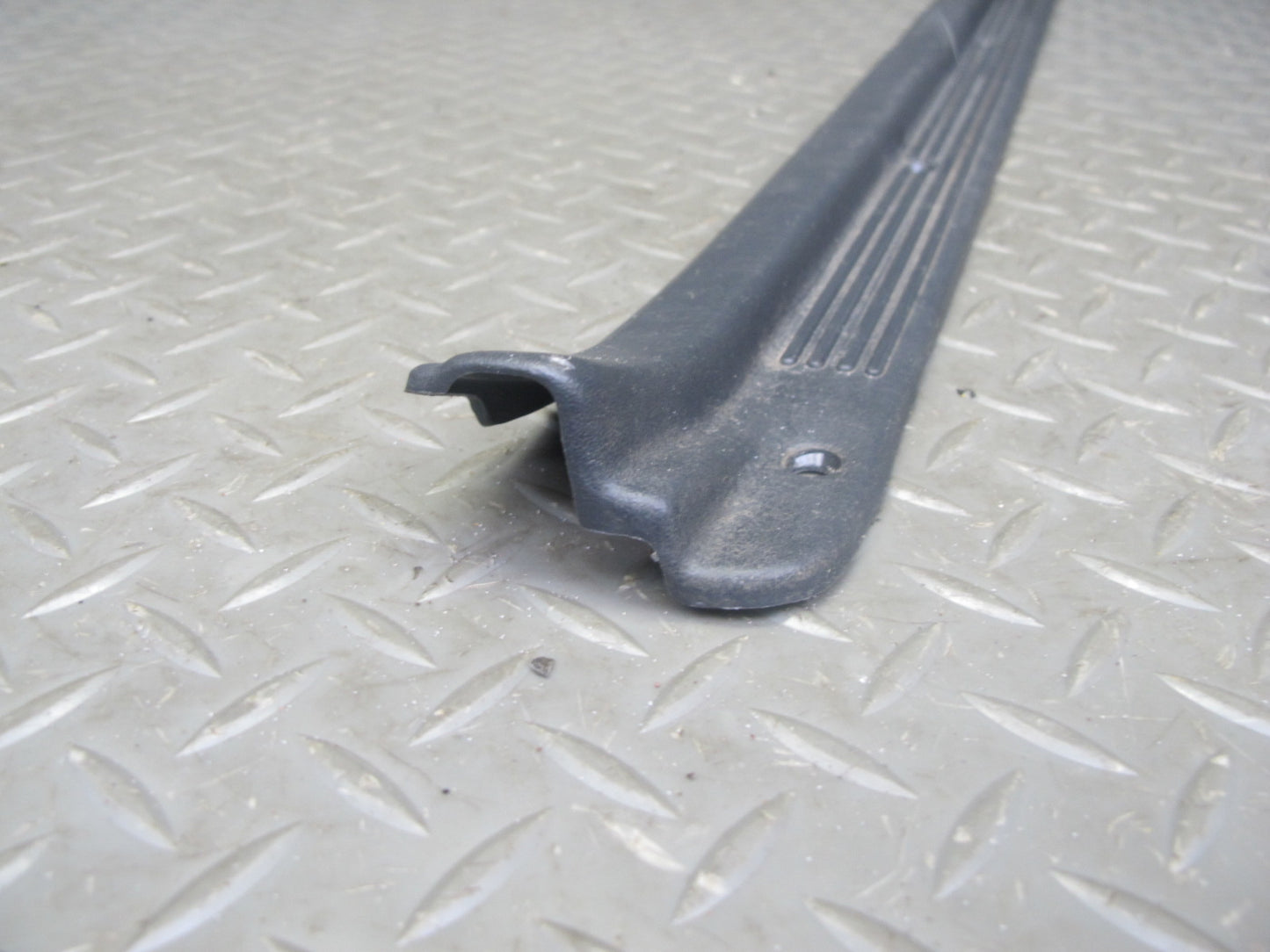 90-96 Nissan Z32 300ZX Coupe Set of 2 Door Scuff Sill Plate Trim Cover OEM