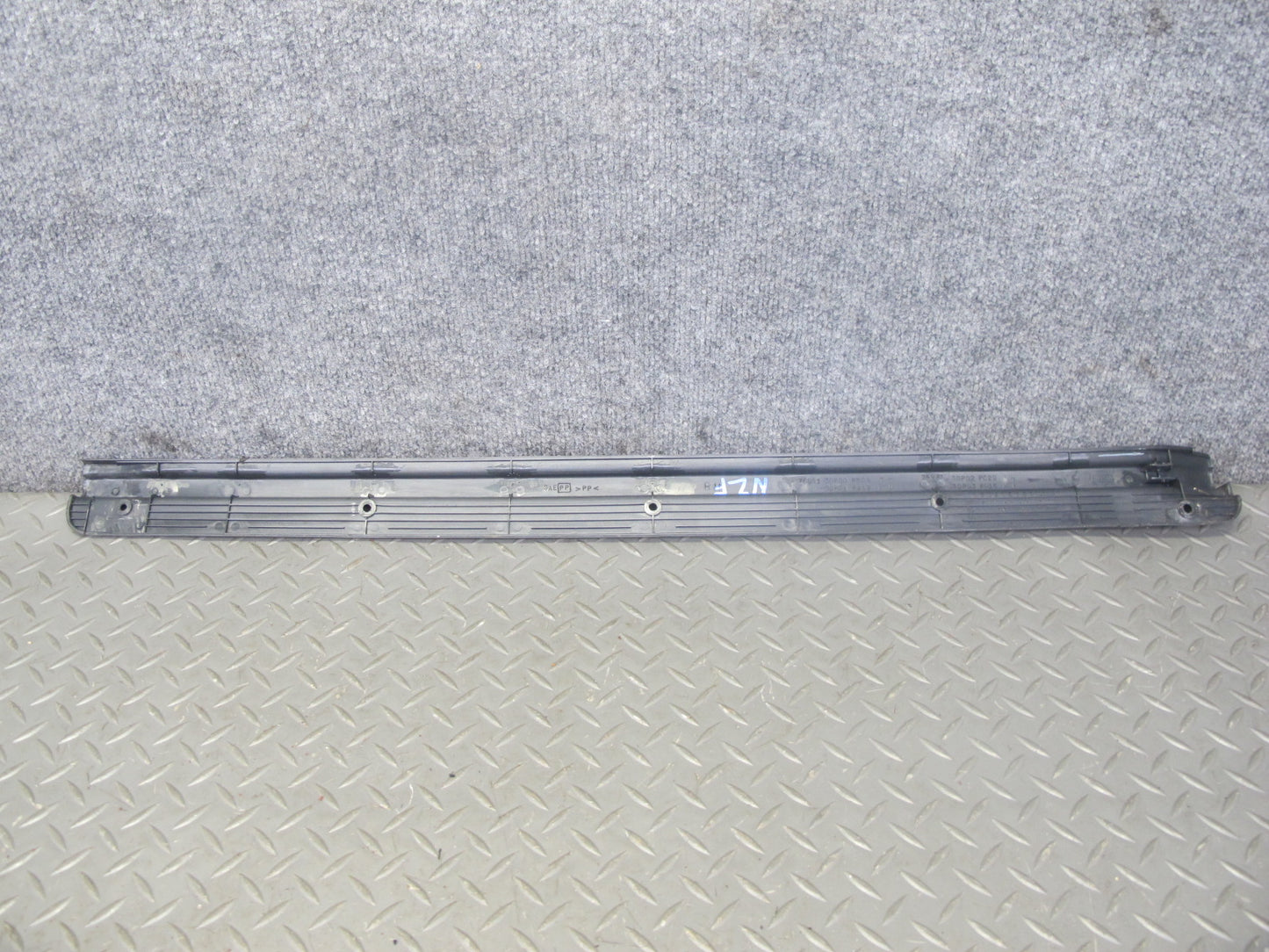 90-96 Nissan Z32 300ZX Coupe Set of 2 Door Scuff Sill Plate Trim Cover OEM