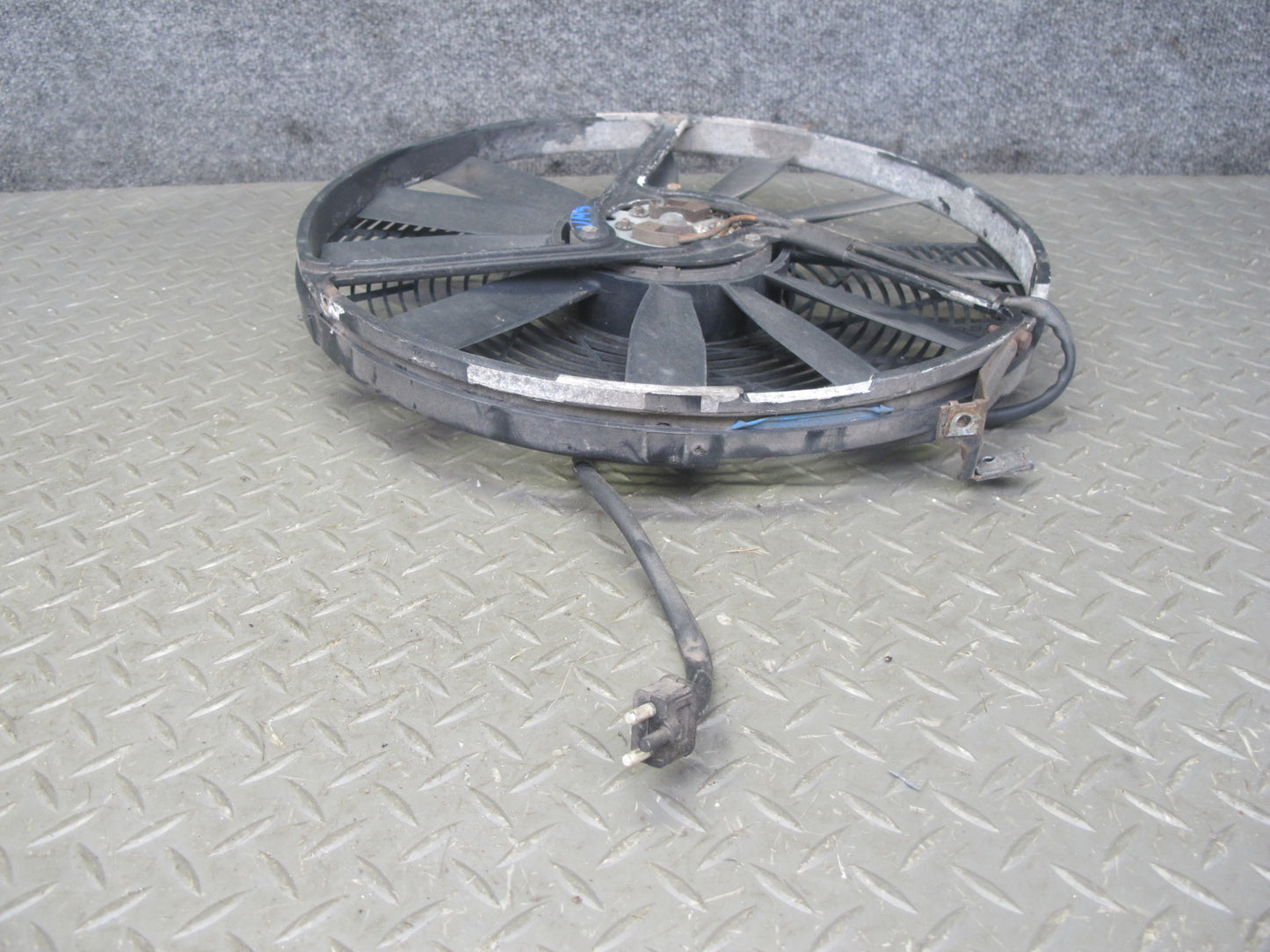 86-91 Mercedes W126 Engine Cooling Fan Motor OEM