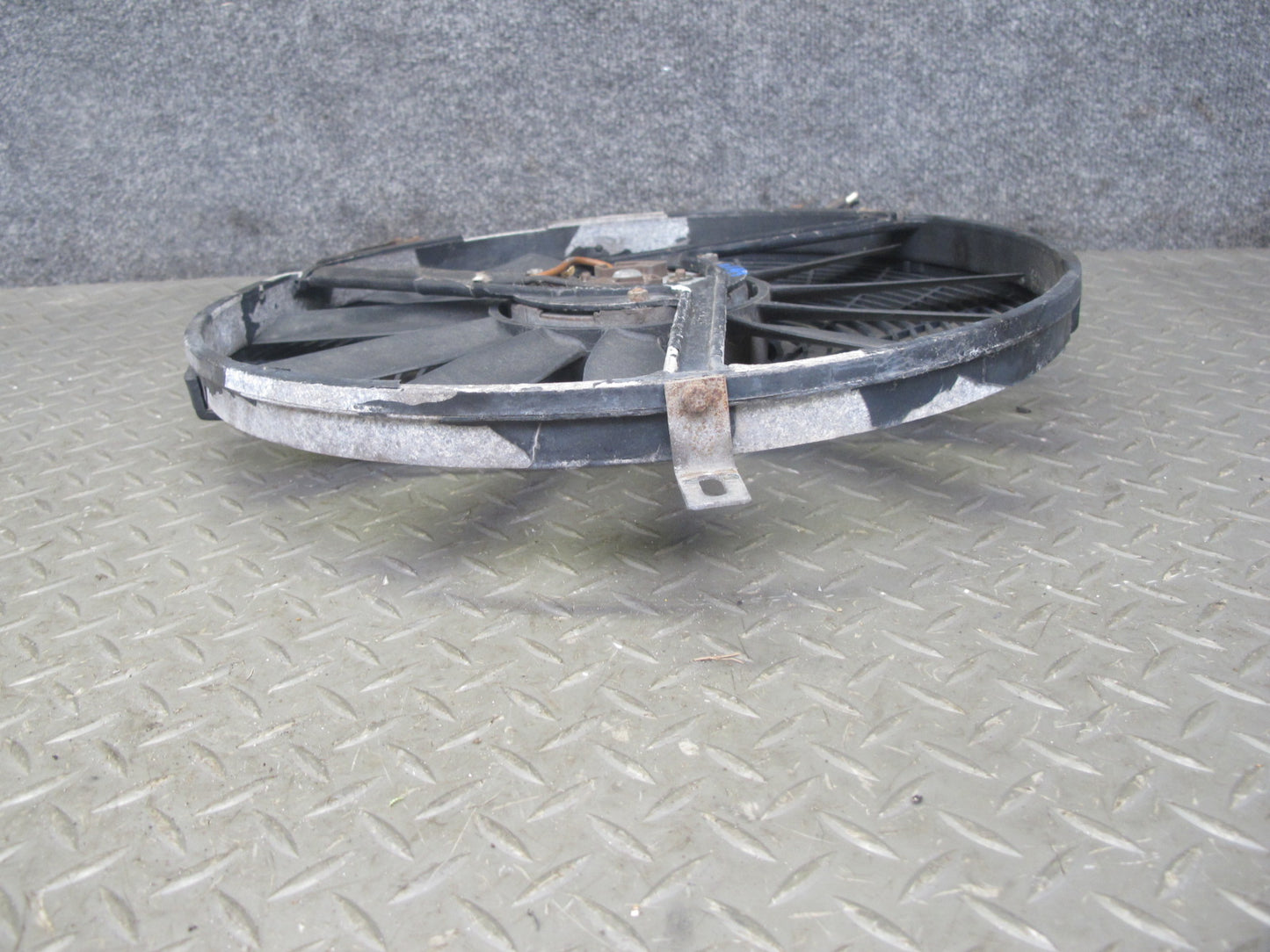 86-91 Mercedes W126 Engine Cooling Fan Motor OEM