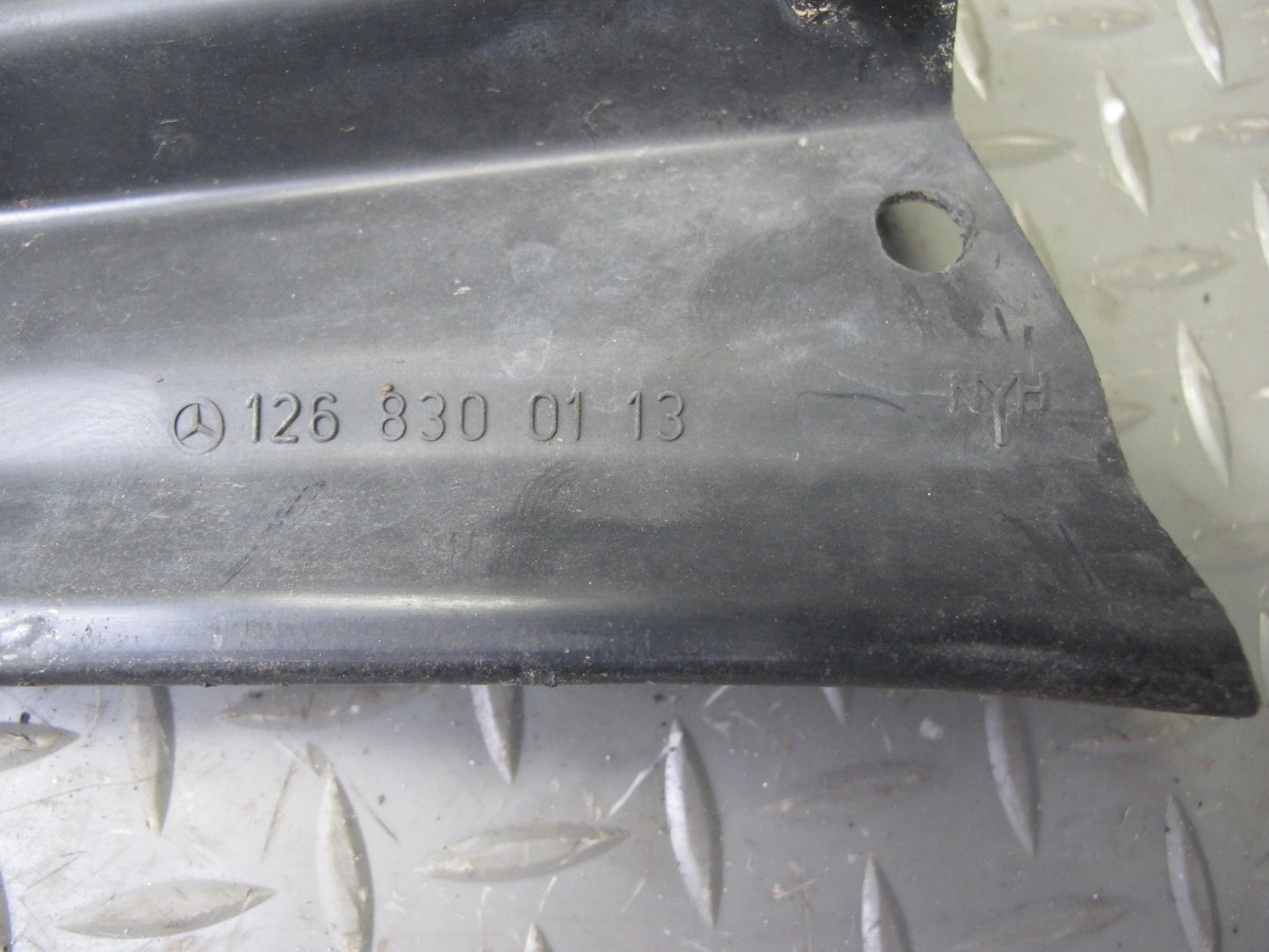 86-91 Mercedes W126 Set of 2 Front Windshield Cowl Vent Trim Cover Panel OEM
