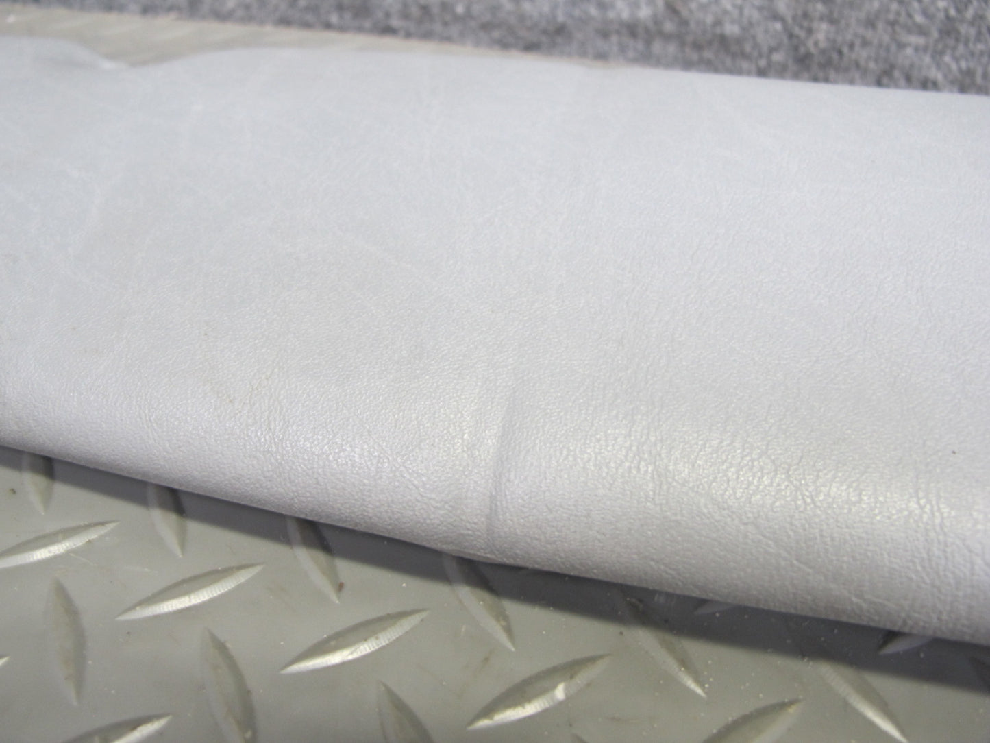 86-91 Mercedes W126 Sedan Set of 3 Front Left Center Right Sun Visor OEM