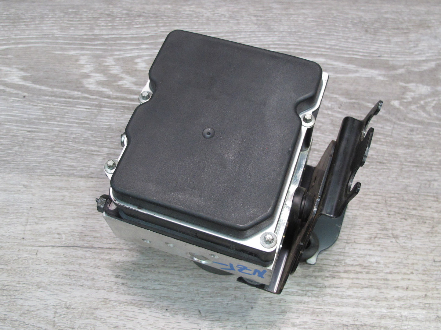 13-14 Nissan Z34 370Z A/T Convertible ABS Anti-lock Brake Pump Module Unit OEM