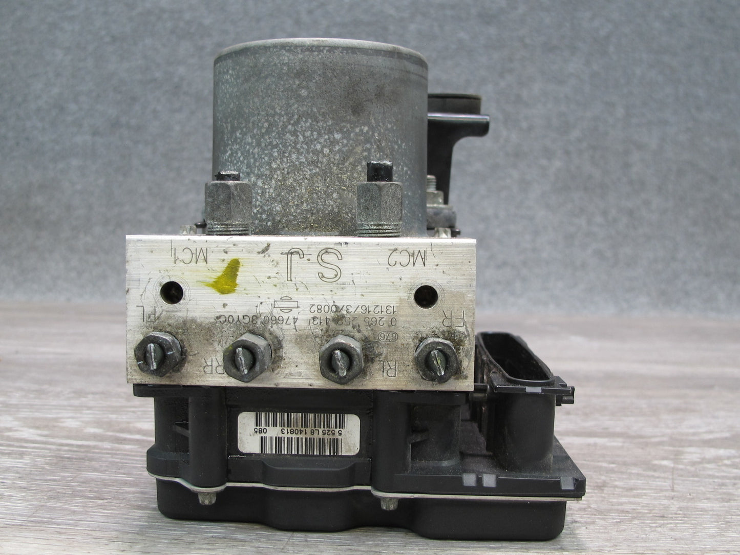 13-14 Nissan Z34 370Z A/T Convertible ABS Anti-lock Brake Pump Module Unit OEM