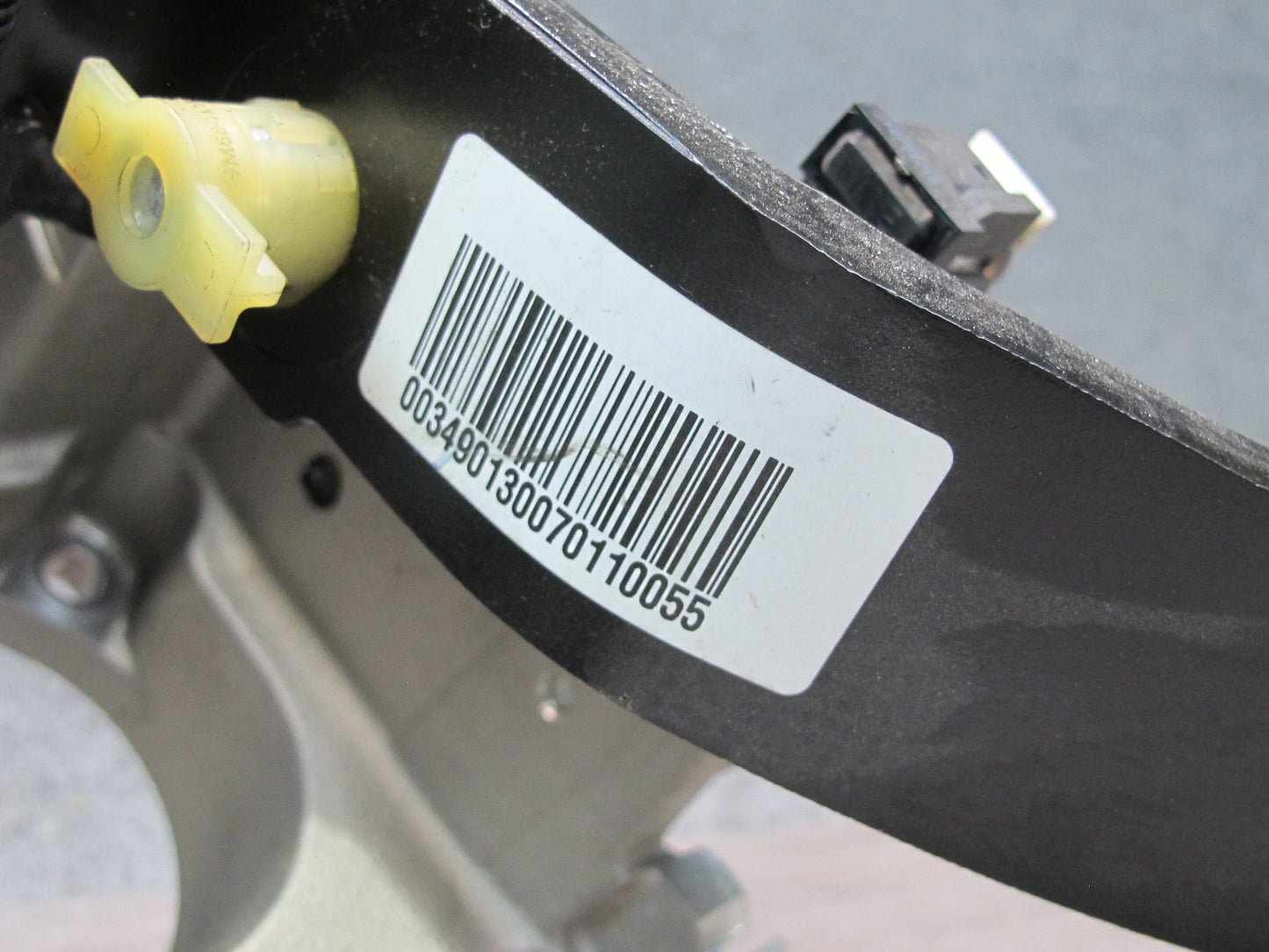 2010-2011 BMW E72 X6 Hybrid Brake Stop Pedal Assembly 6788839