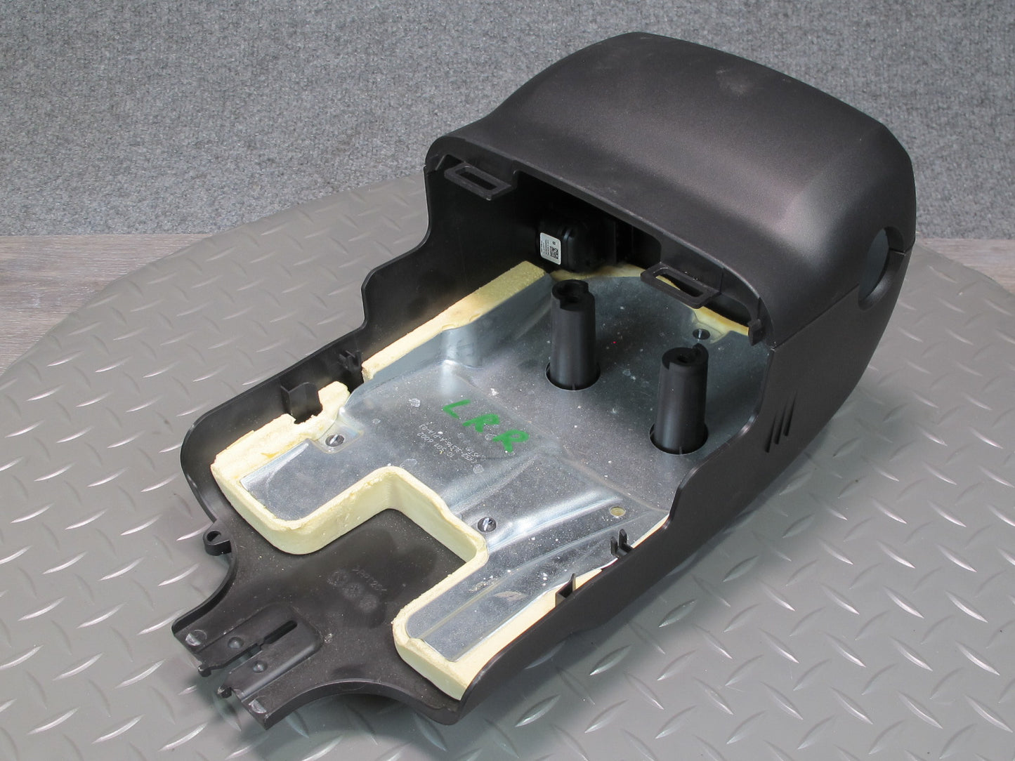 2013-2017 Land Range Rover L405 Steering Column Upper & Lower Trim Panel