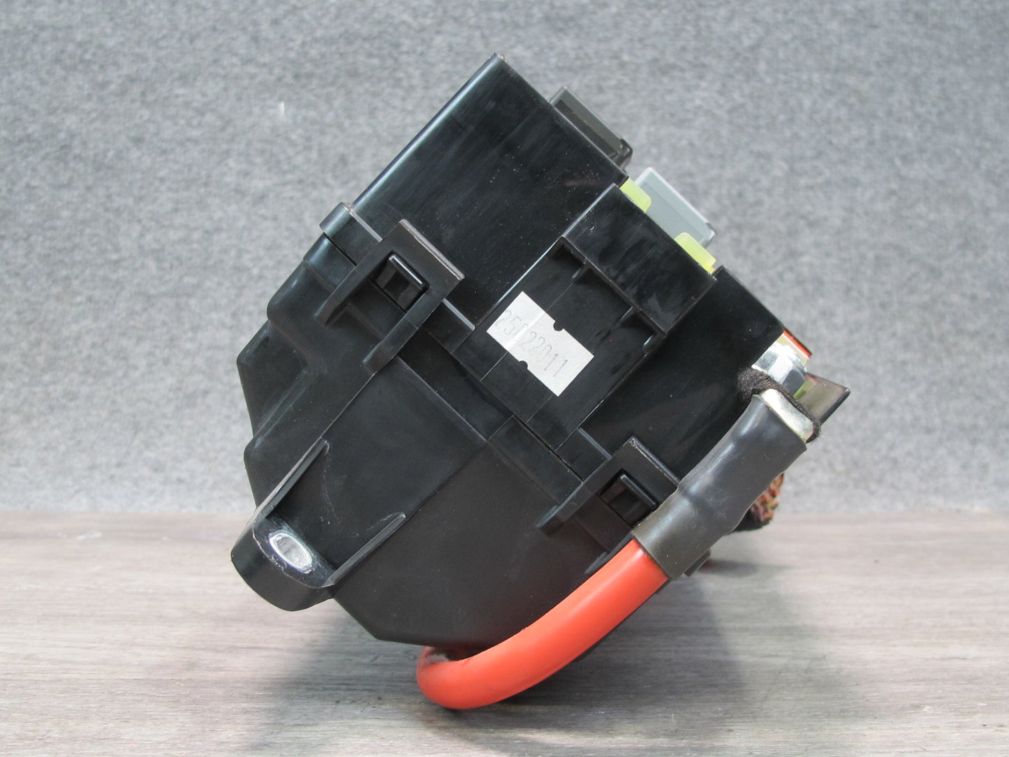 2013-2017 Land Range Rover L405 5.0L Supercharged Rear Trunk Fuse Relay Box