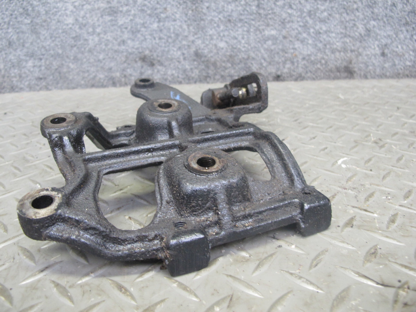 85-89 Toyota MR2 AW15 GT 4AGELC AC Compressor Bracket Mount OEM