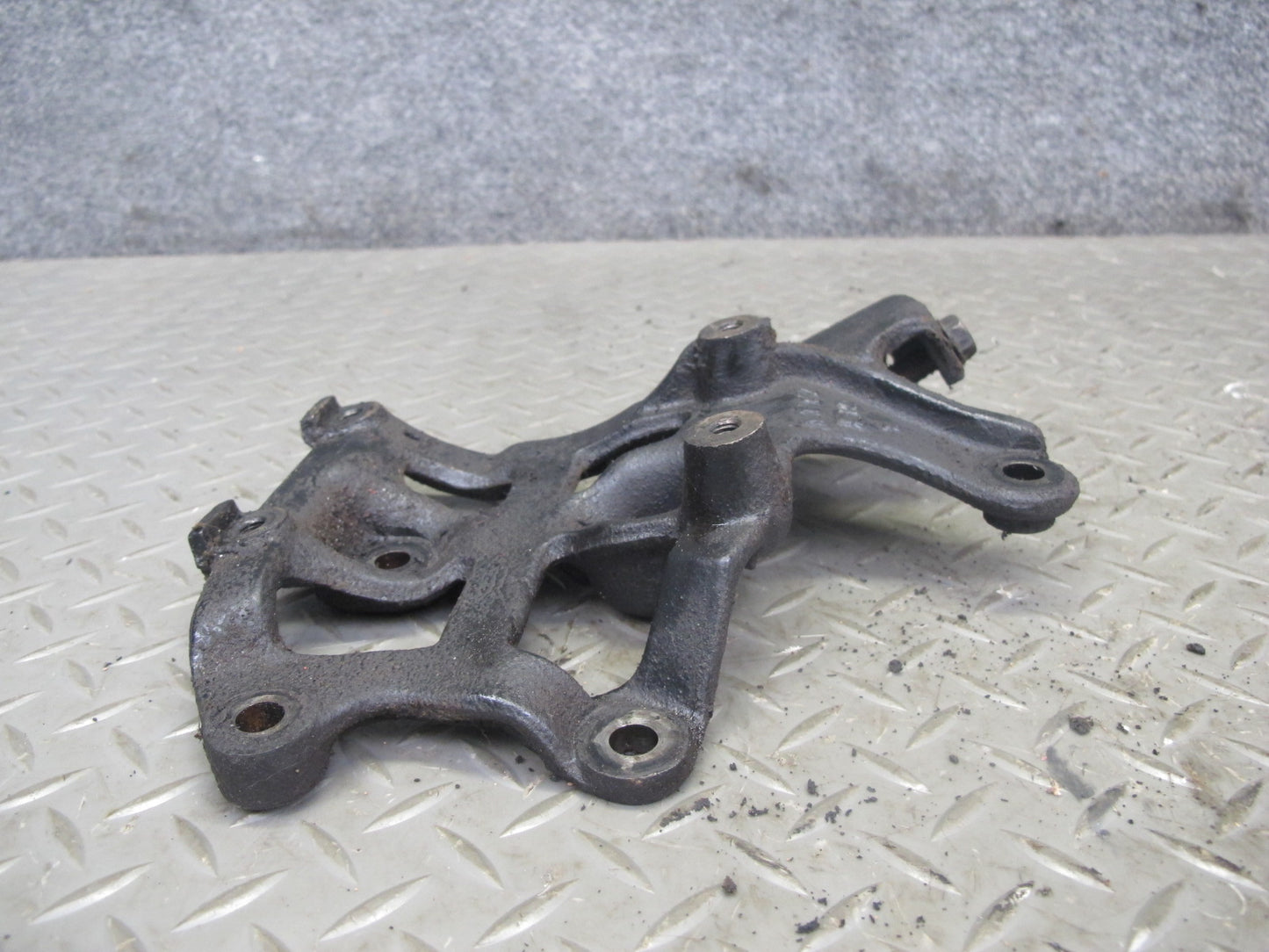 85-89 Toyota MR2 AW15 GT 4AGELC AC Compressor Bracket Mount OEM