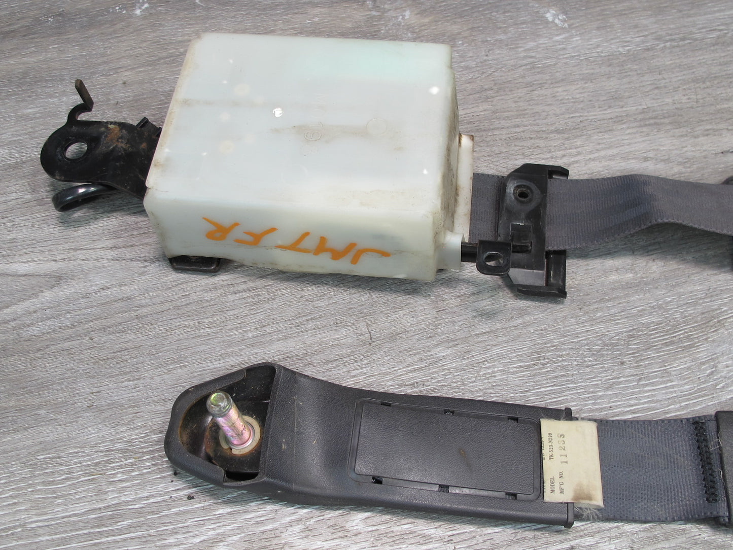 91-99 MITSUBISHI 3000GT FRONT RIGHT & LEFT SIDE SEATBELT RETRACTOR SET OEM