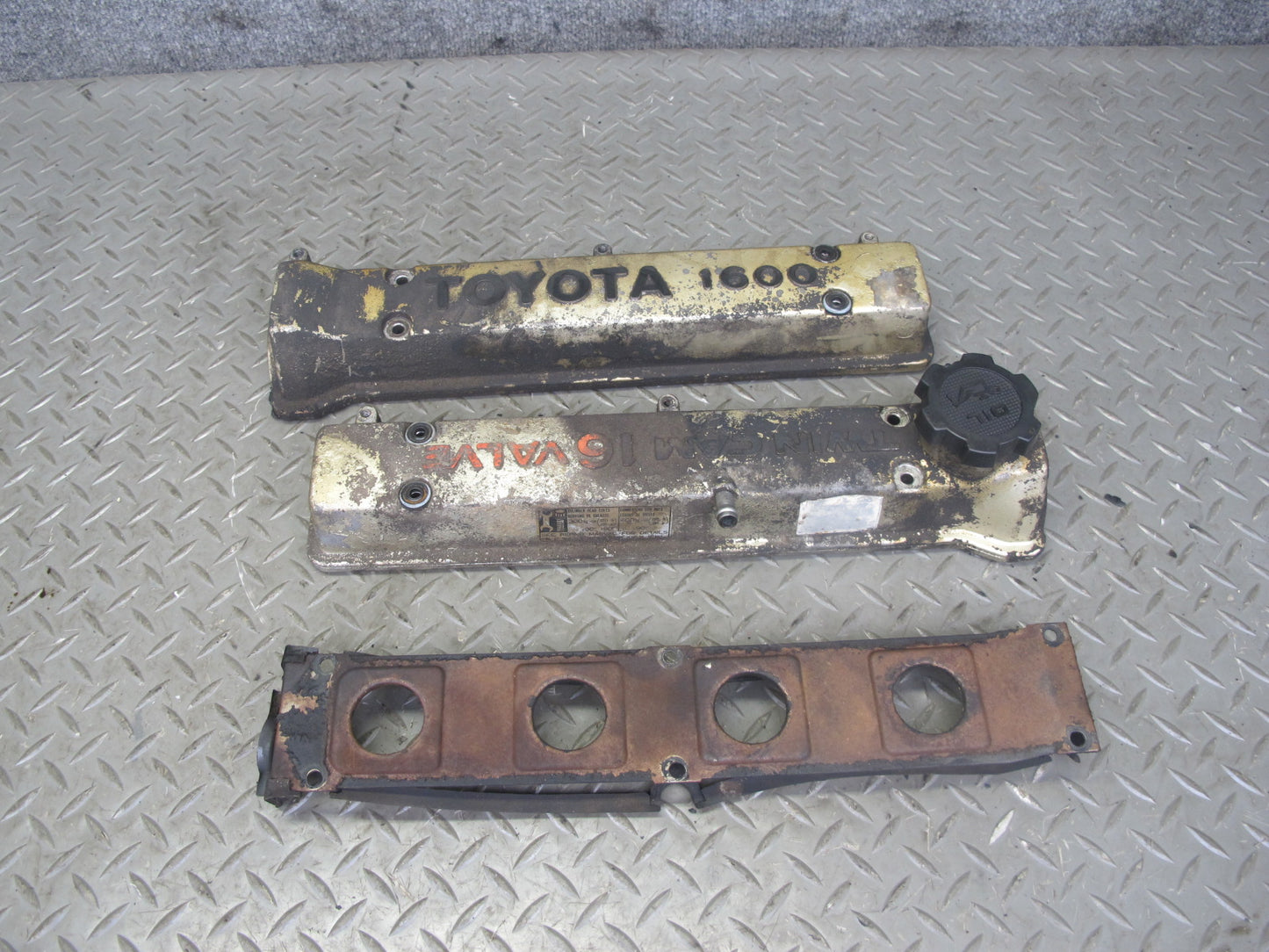 88-89 Toyota MR2 AW15 4AGELC Engine Valve Cover & Cylinder Head Cover Set OEM
