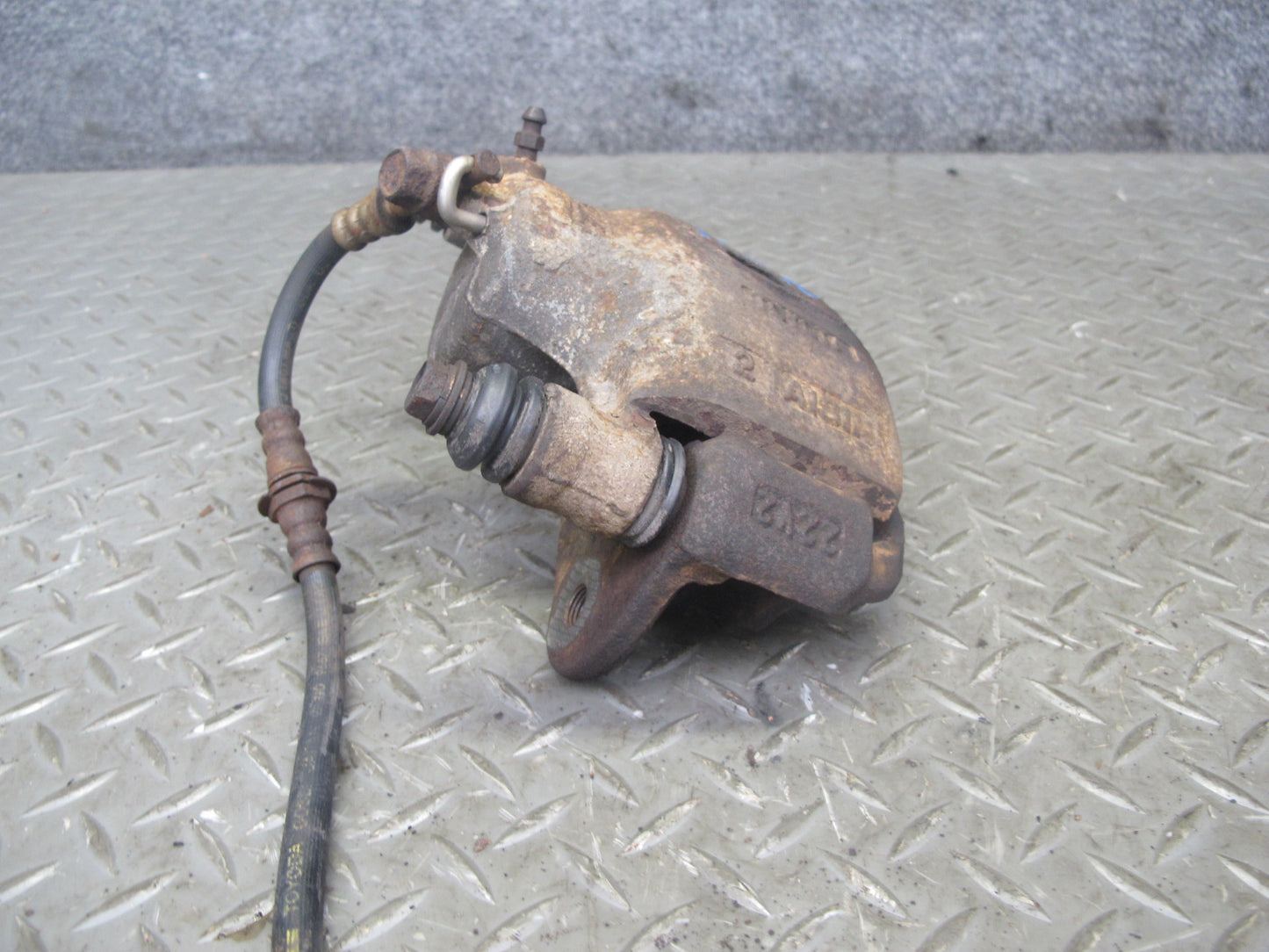 87-88 Toyota MR2 AW15 Set of 2 Front Left & Right Brake Caliper 83K Miles OEM