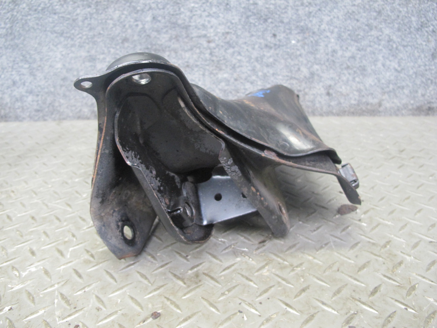 85-89 Toyota MR2 AW15 Rear Suspension Sub Frame Mount Bracket Support Set OEM
