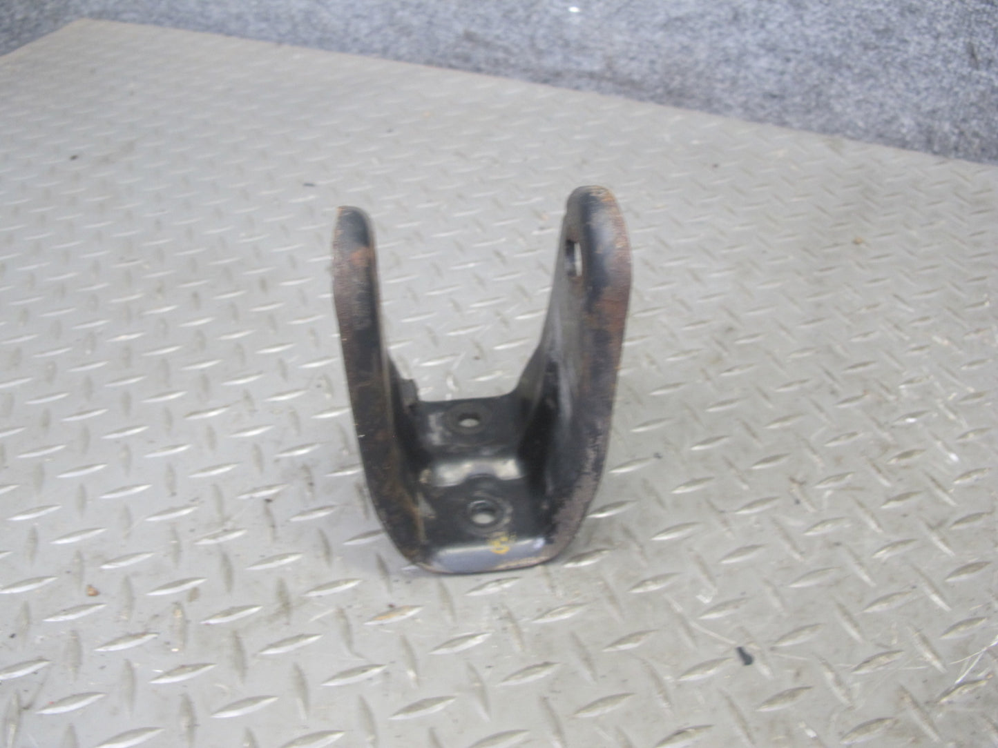 88-89 Toyota MR2 AW15 Set of 2 Manual Transmission Mount Bracket Support OEM