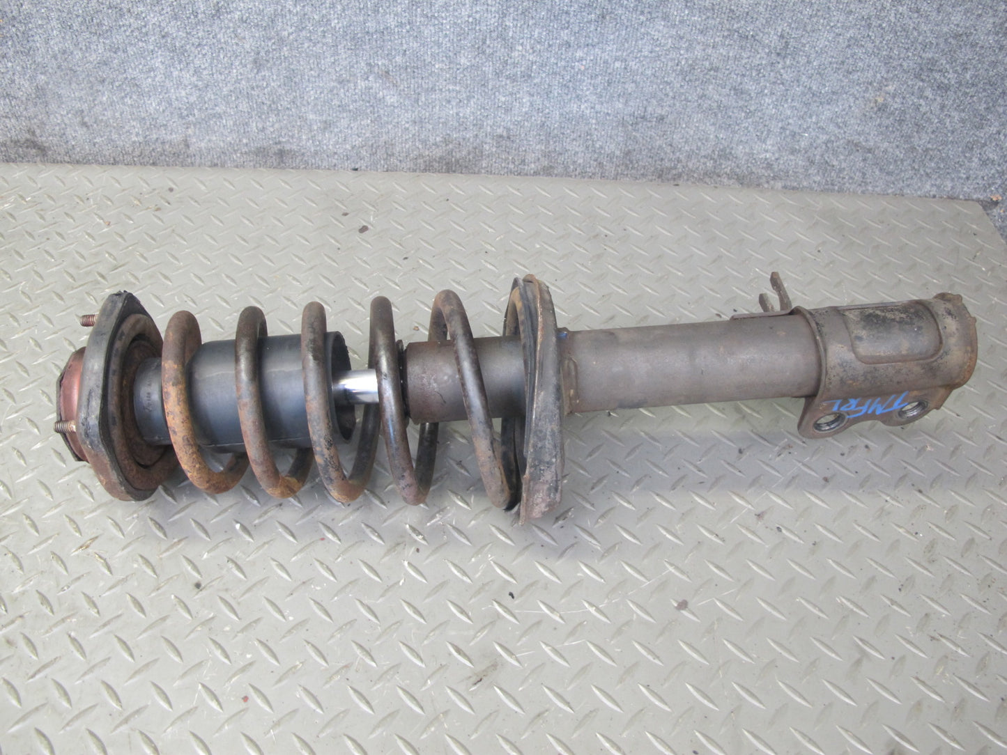 87-89 Toyota MR2 AW15 GT M/T Set of 2 Rear Left & Right Strut Shock Absorber OEM
