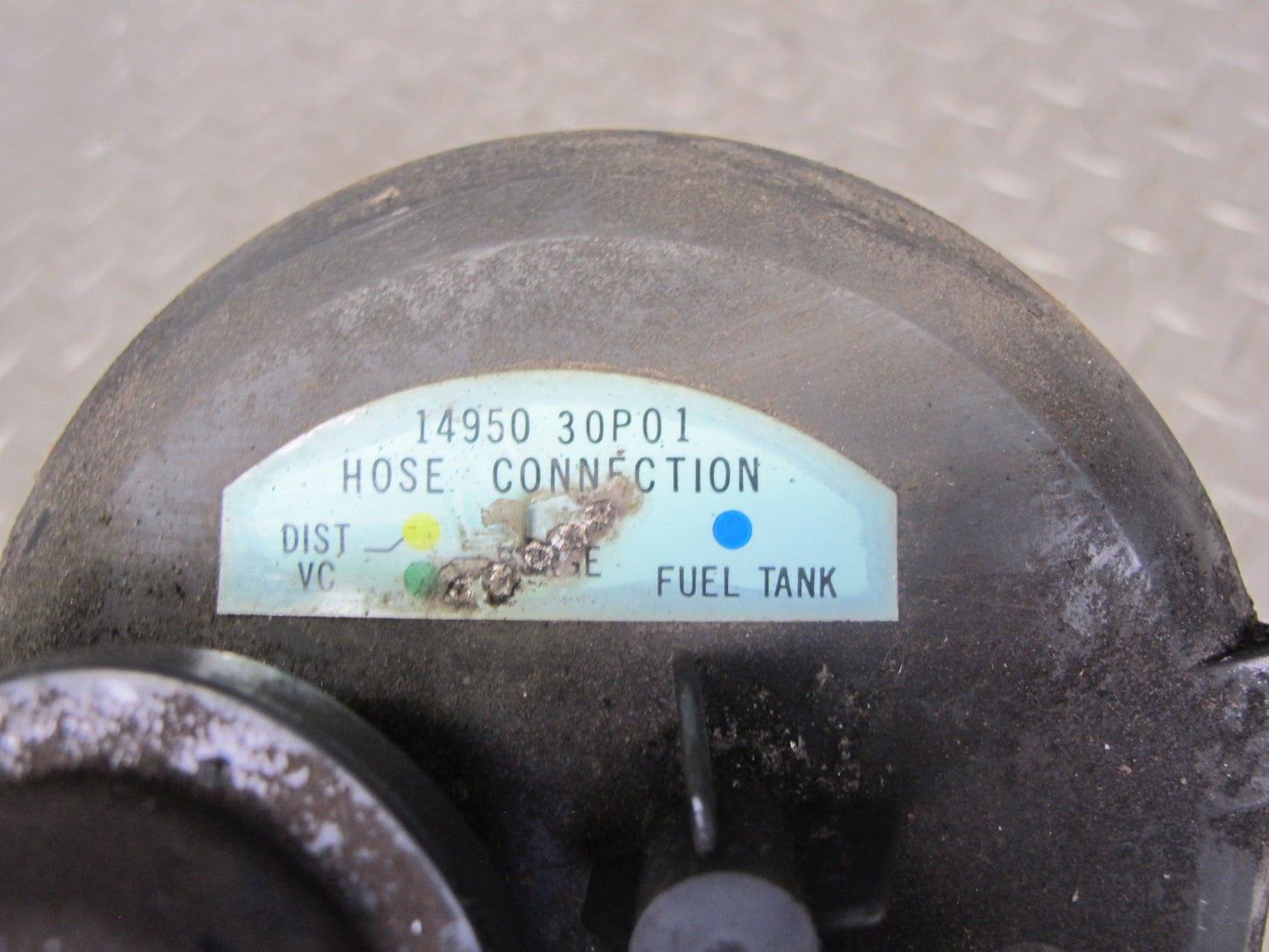 90-95 Nissan 300ZX Z32 NA Fuel Evap Vapor Charcoal Canister 14950-30P01 OEM