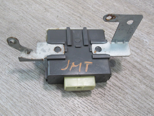 91-99 Mitsubishi 3000GT Antenna Relay Control Module MB627959 OEM