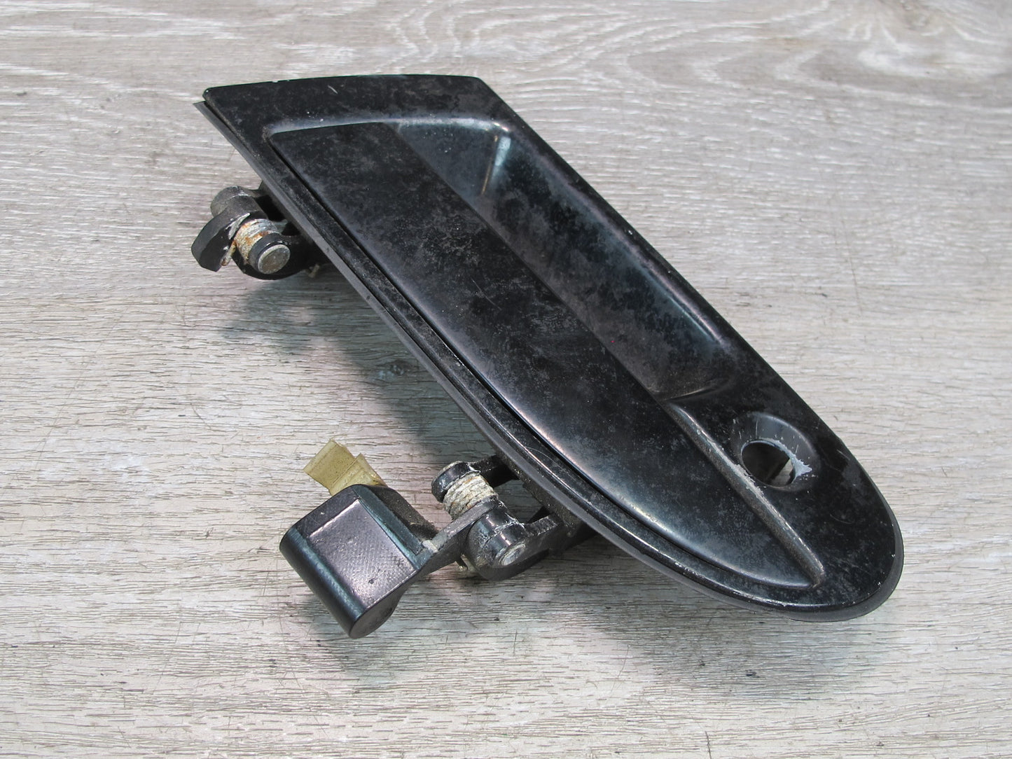 91-99 Mitsubishi 3000GT Left Door Exterior Handle OEM