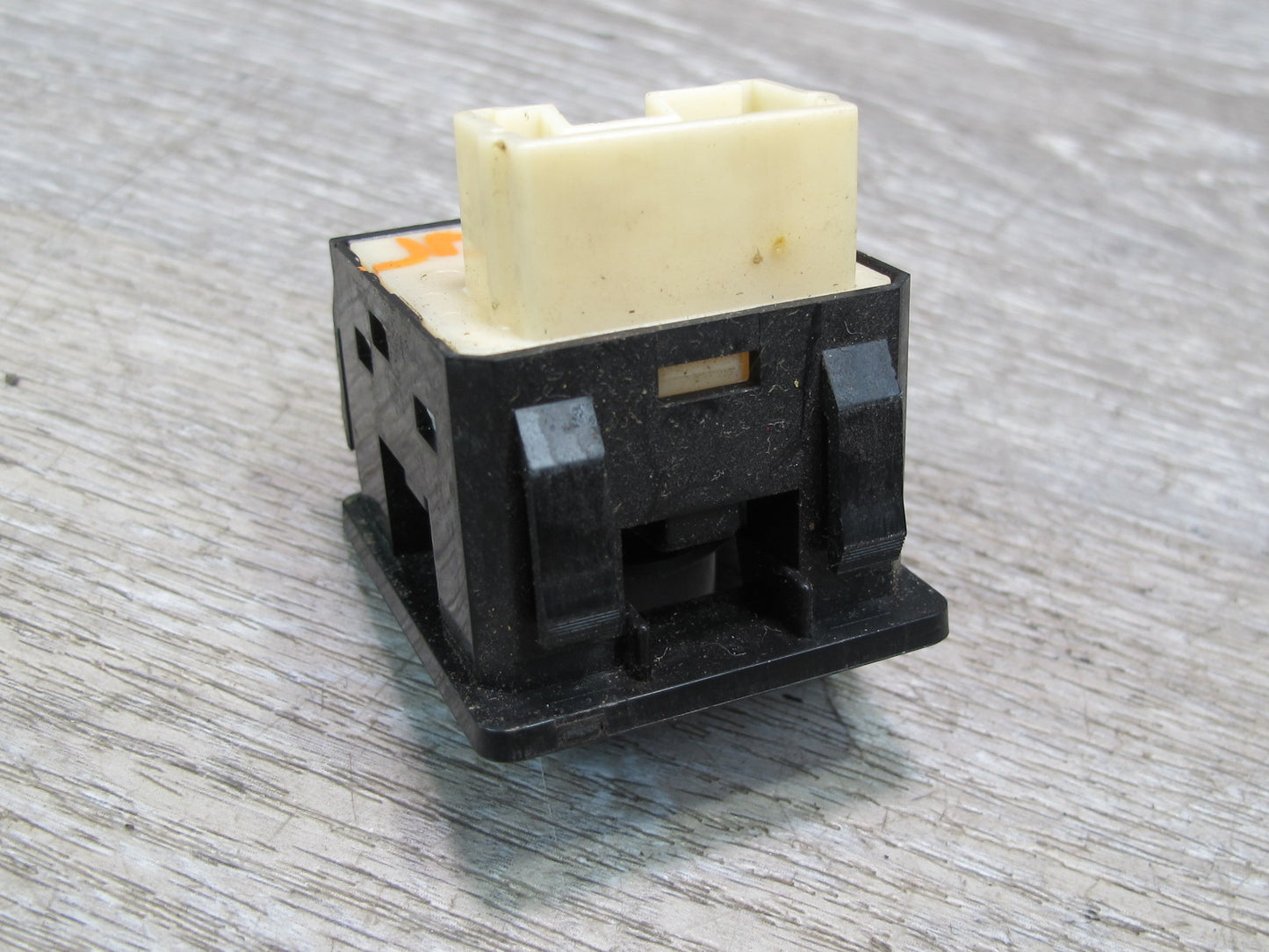 91-99 Mitsubishi 3000GT Power Seat Lumbar Control Switch Button OEM
