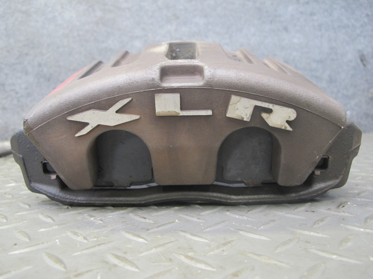 2004-2009 Cadillac XLR RWD Front Left & Right Side Brake Caliper Set of 2