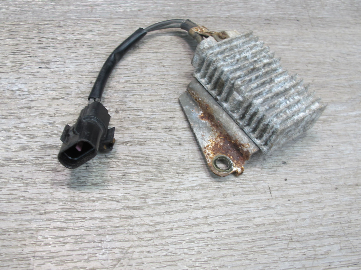 91-99 Mitsubishi 3000GT Turbo Fuel Pump Resistor Module OEM