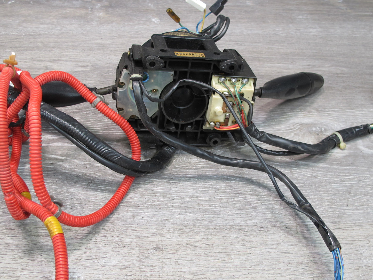 91-93 MITSUBISHI 3000GT STEERING COLUMN MULTI SWITCH CLOCK SPRING MB629617X OEM