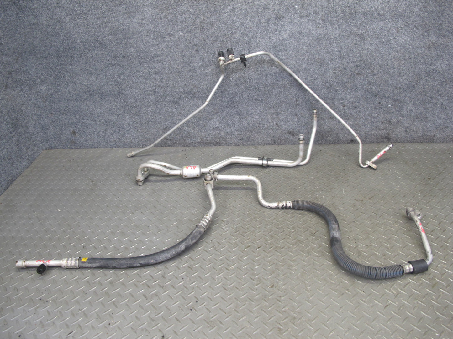 2006-2009 Cadillac XLR  A/C Air Conditioning Hose Line Pipe Set