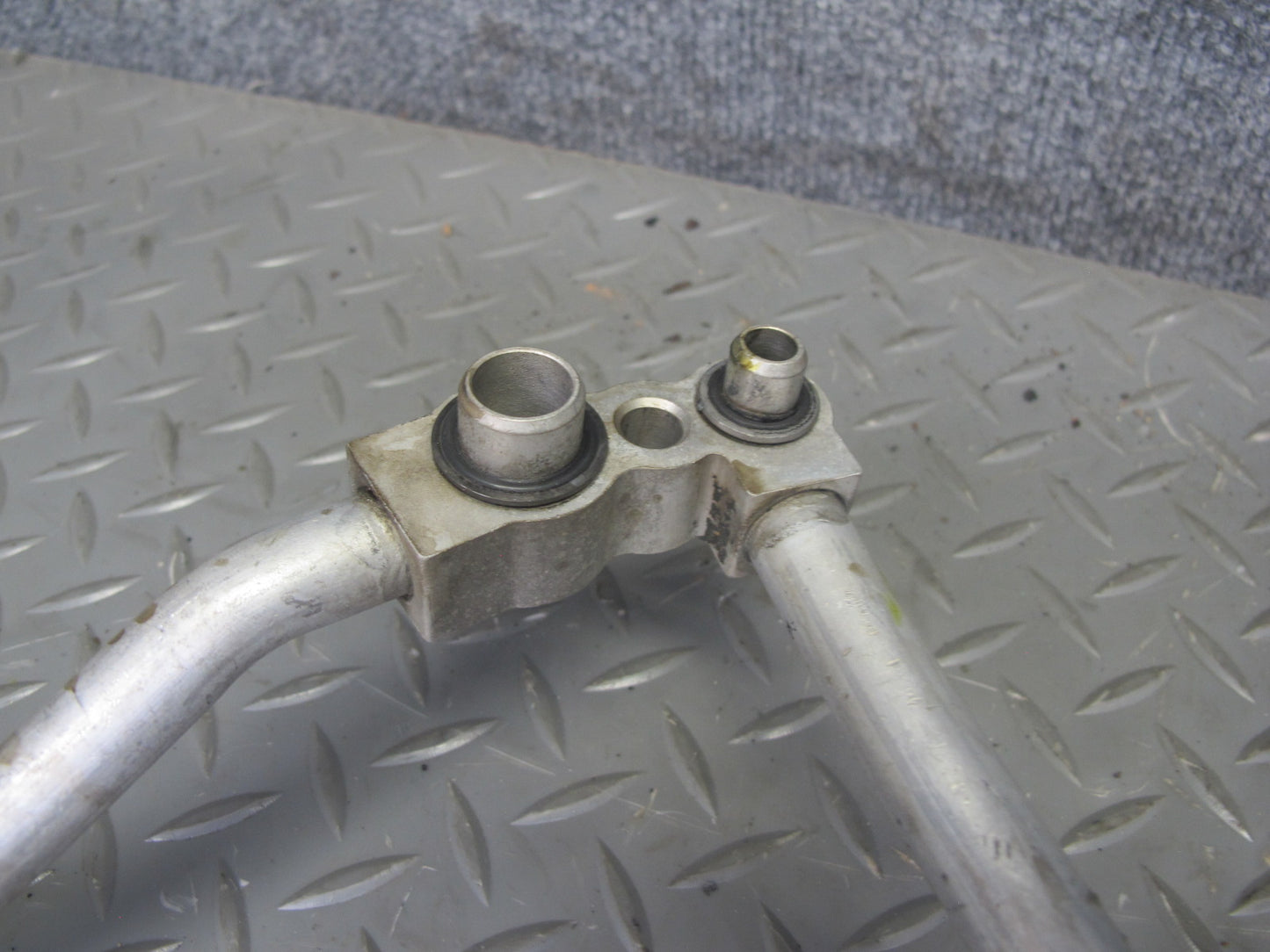 2006-2009 Cadillac XLR  A/C Air Conditioning Hose Line Pipe Set