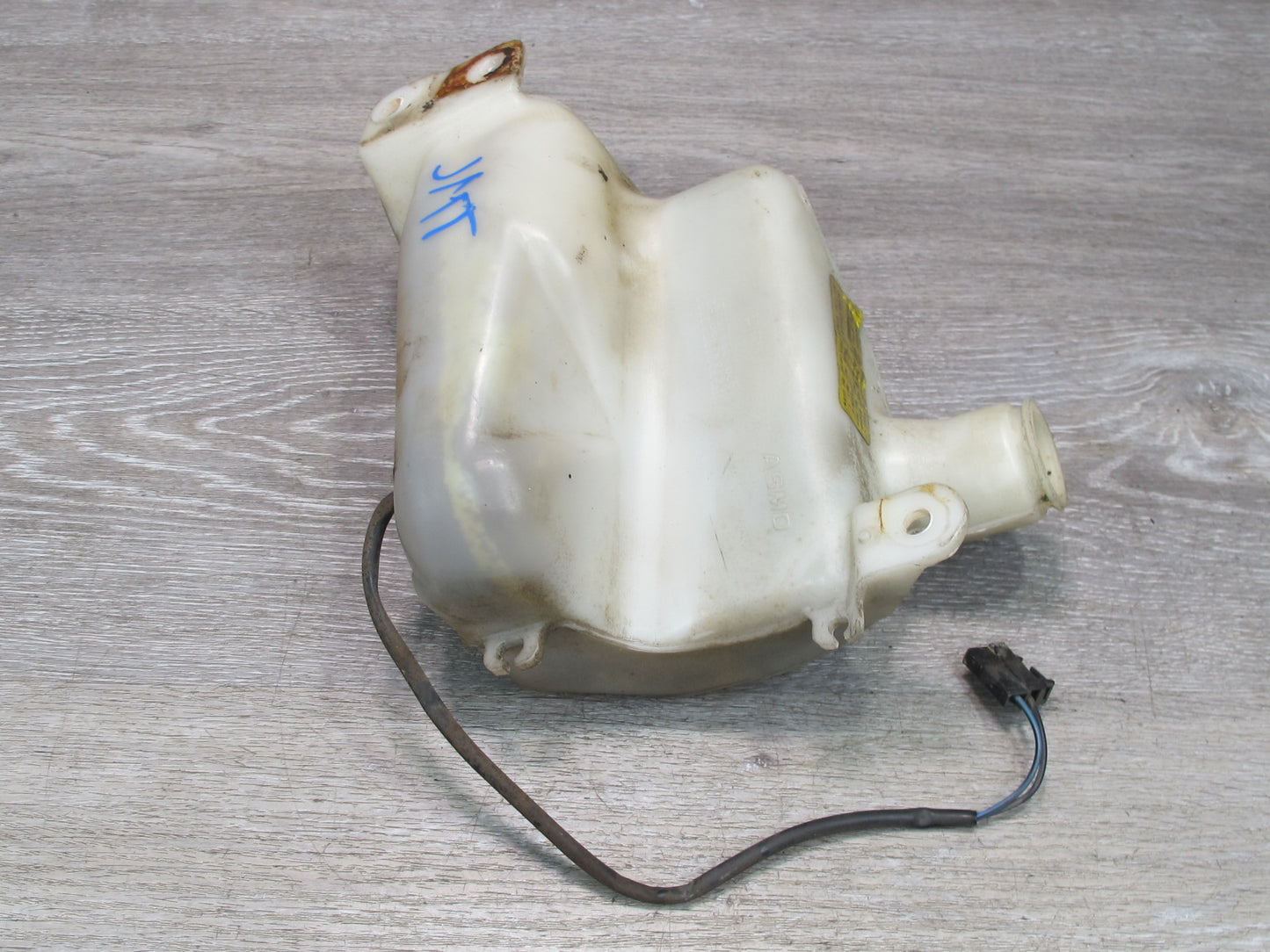 91-97 Mitsubishi 3000GT Engine Coolant Overflow Expansion Reservoir Tank OEM