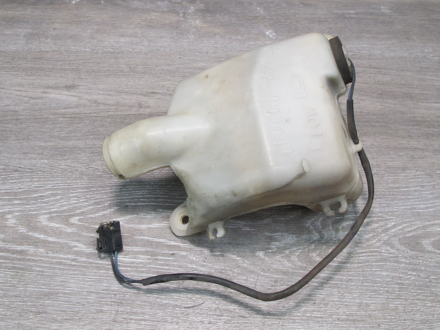 91-97 Mitsubishi 3000GT Engine Coolant Overflow Expansion Reservoir Tank OEM