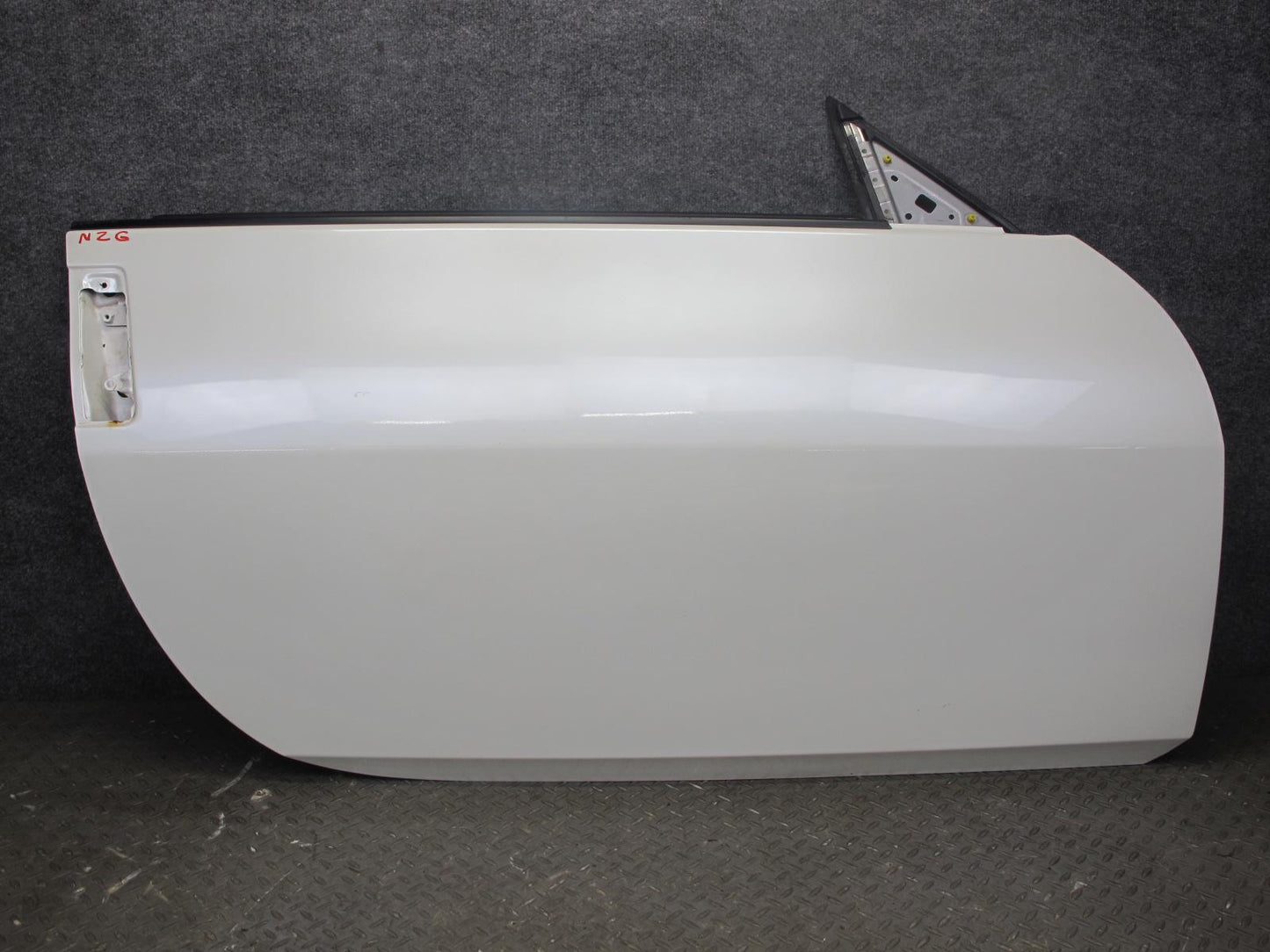 04-09 Nissan 350Z Z33 Convertible Right Passenger Door Shell Panel White OEM