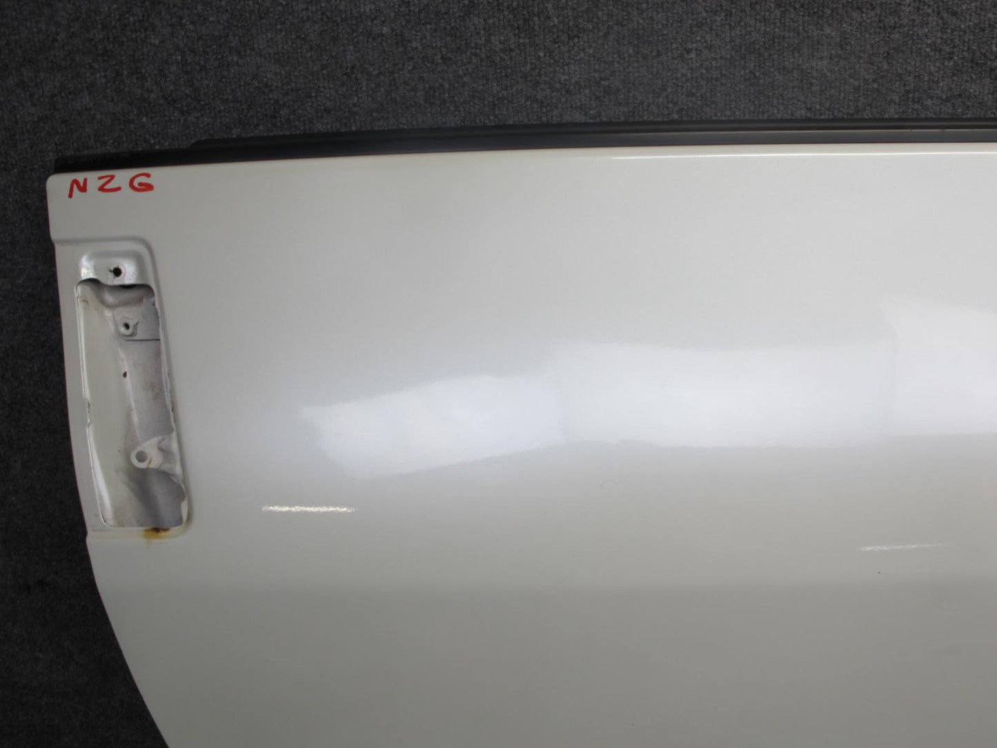 04-09 Nissan 350Z Z33 Convertible Right Passenger Door Shell Panel White OEM