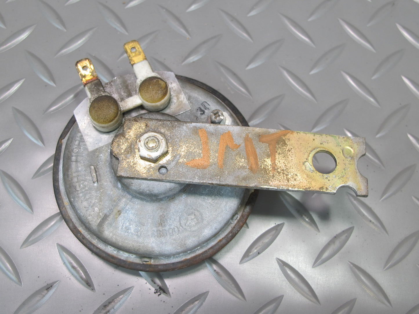 91-99 Mitsubishi 3000GT Anti Theft Alarm  Horn Siren OEM