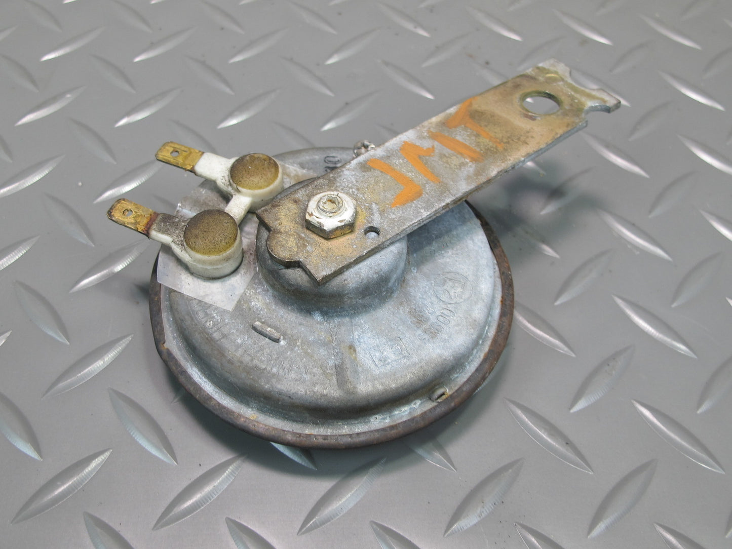 91-99 Mitsubishi 3000GT Anti Theft Alarm  Horn Siren OEM