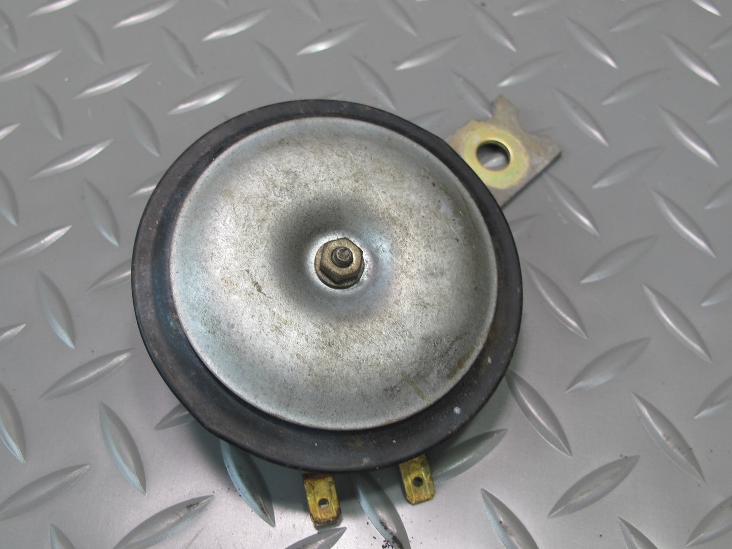 91-99 Mitsubishi 3000GT Anti Theft Alarm  Horn Siren OEM
