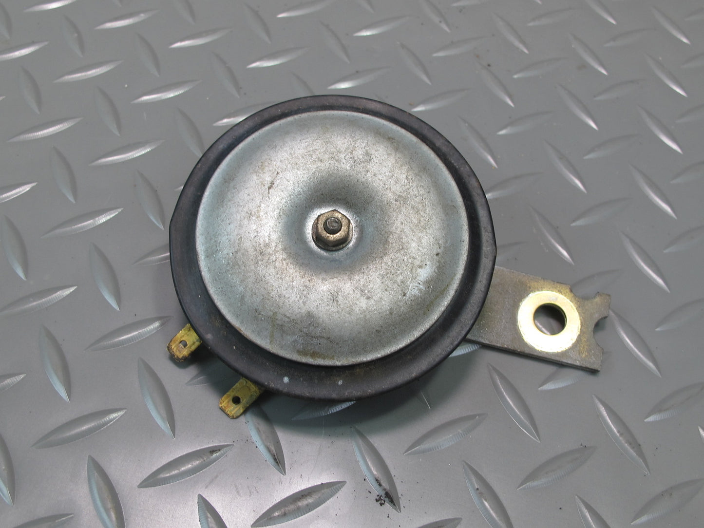 91-99 Mitsubishi 3000GT Anti Theft Alarm  Horn Siren OEM