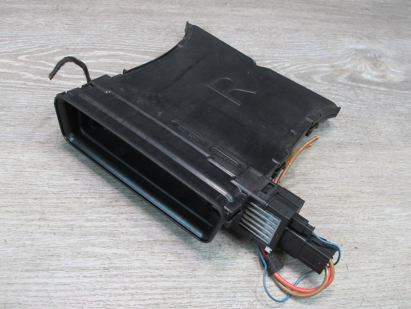 2008-2014 BMW E71 E72 X6 Rear Right Side Under Seat Foot Heater Air Vent Duct