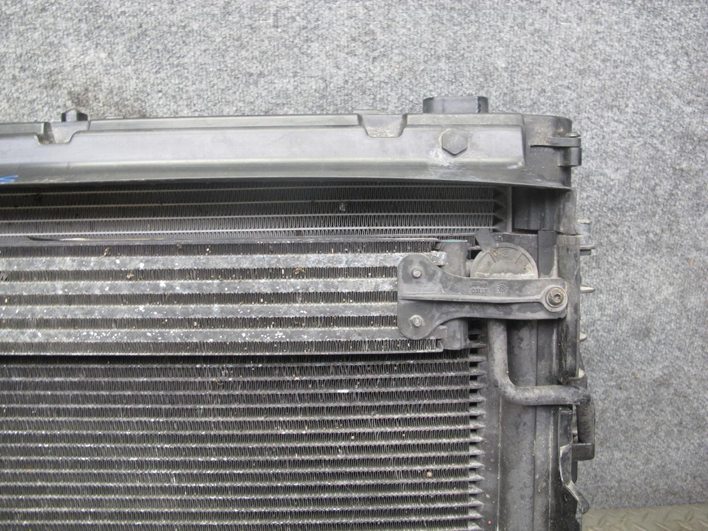 2006-2010 BMW E63 E64 M6 Engine Radiator A/C Condenser Oil Cooler Fan Set OEM