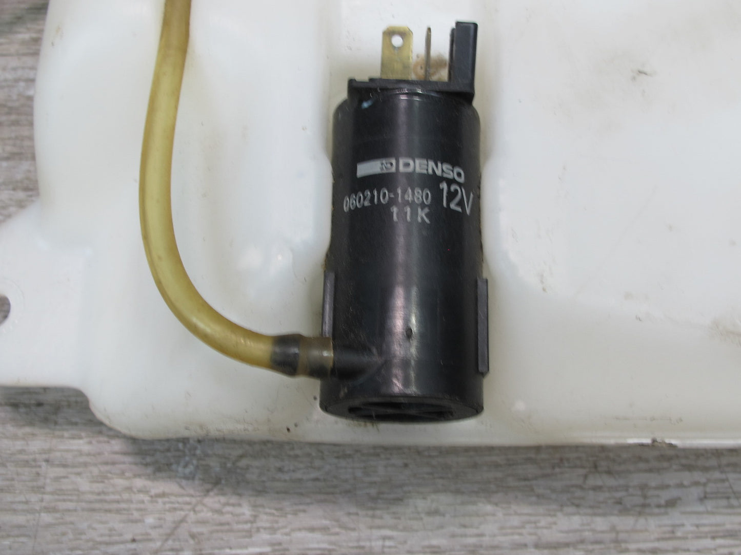 91-99 Mitsubishi 3000GT Rear Windshield Washer Fluid Reservoir w Pump OEM