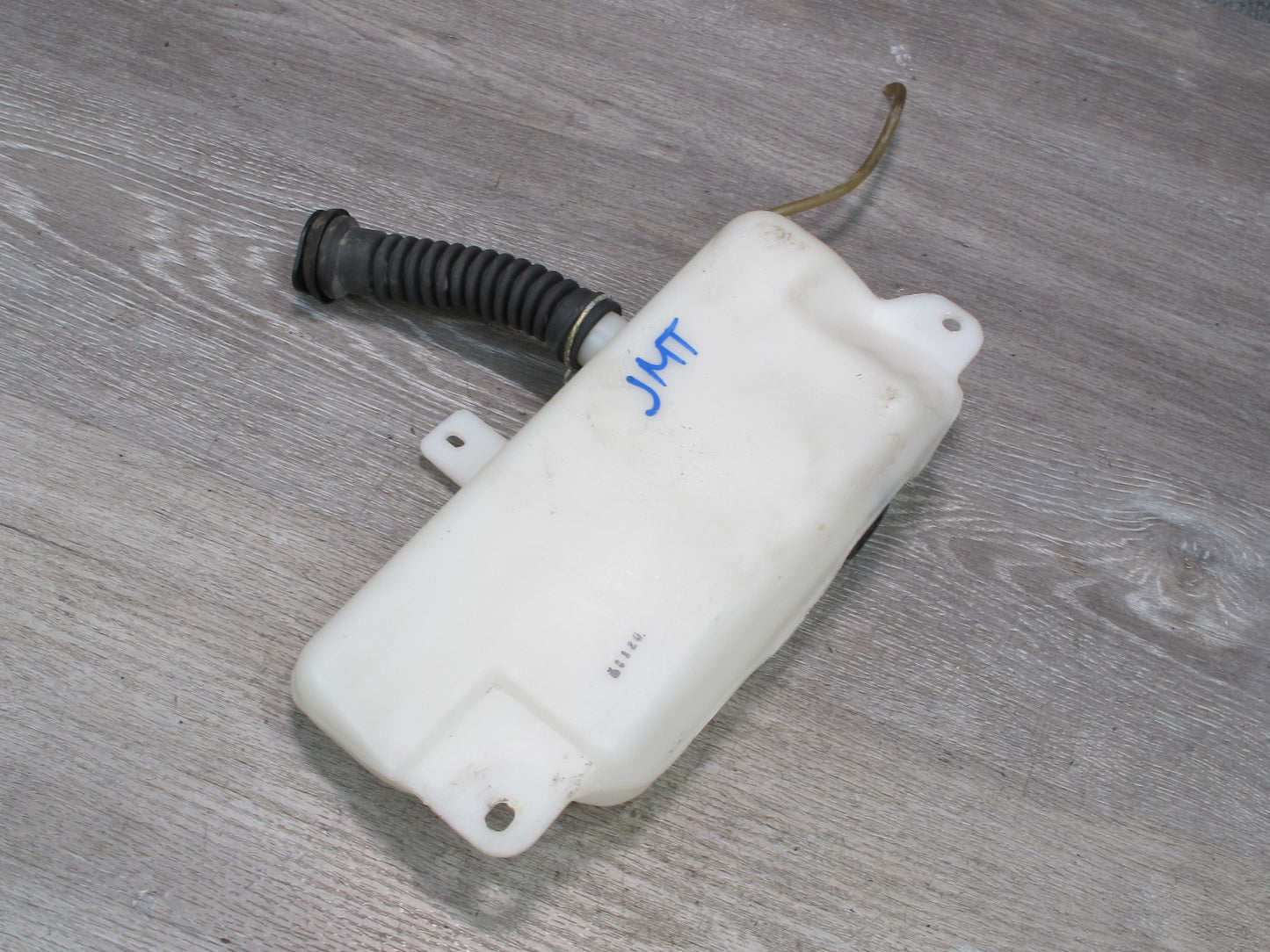 91-99 Mitsubishi 3000GT Rear Windshield Washer Fluid Reservoir w Pump OEM