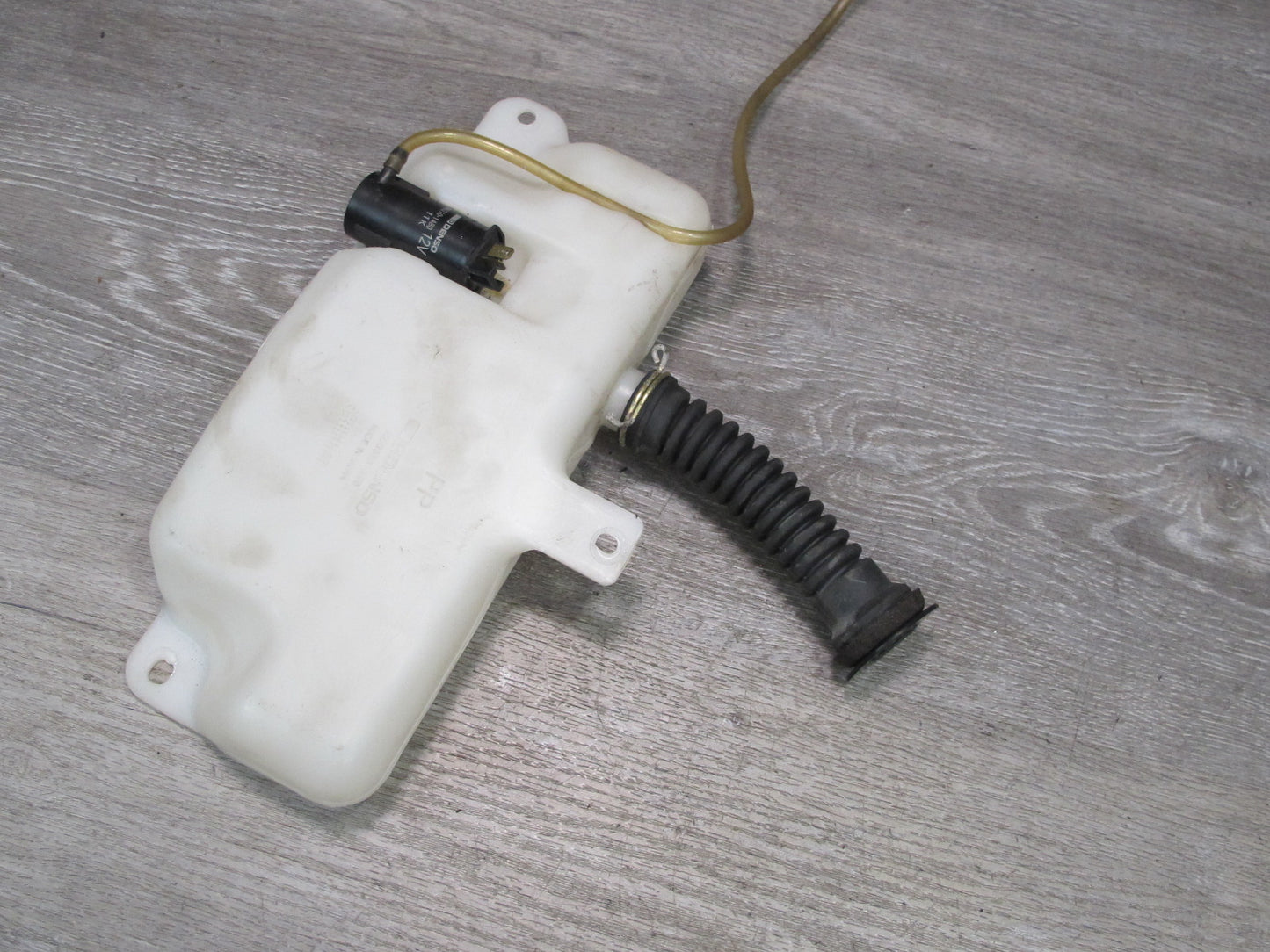 91-99 Mitsubishi 3000GT Rear Windshield Washer Fluid Reservoir w Pump OEM