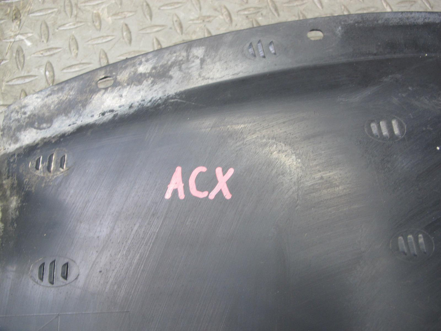 04-09 Cadillac XLR Front Left & Right Fender Liner Wheel Splash Shield Guard Set