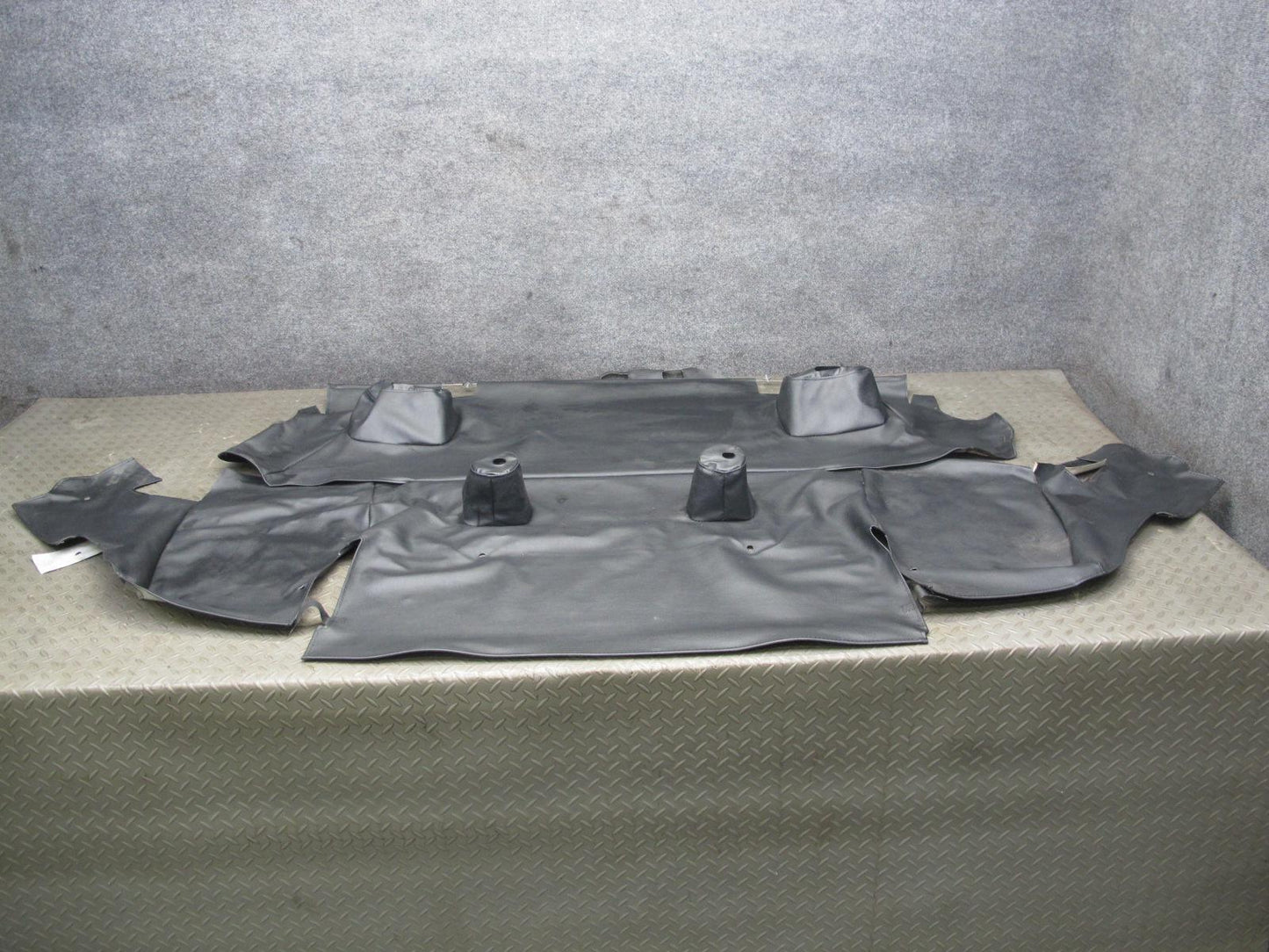 04-09 Nissan 350Z Z33 Convertible Rear TOP Compartment Liner Cover Black OEM
