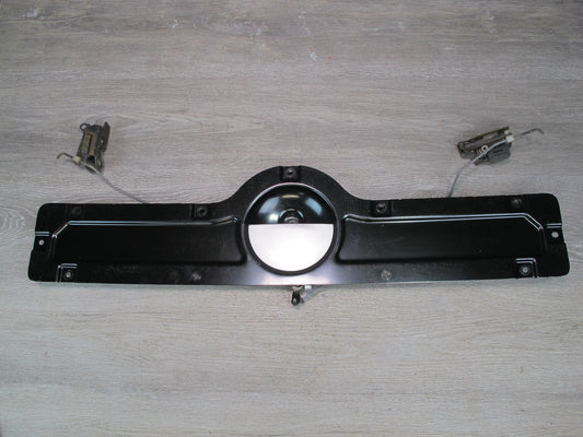 03-06 Chevrolet SSR Rear Tailgate Handle w Bracket & Rods & Latches Assembly OEM
