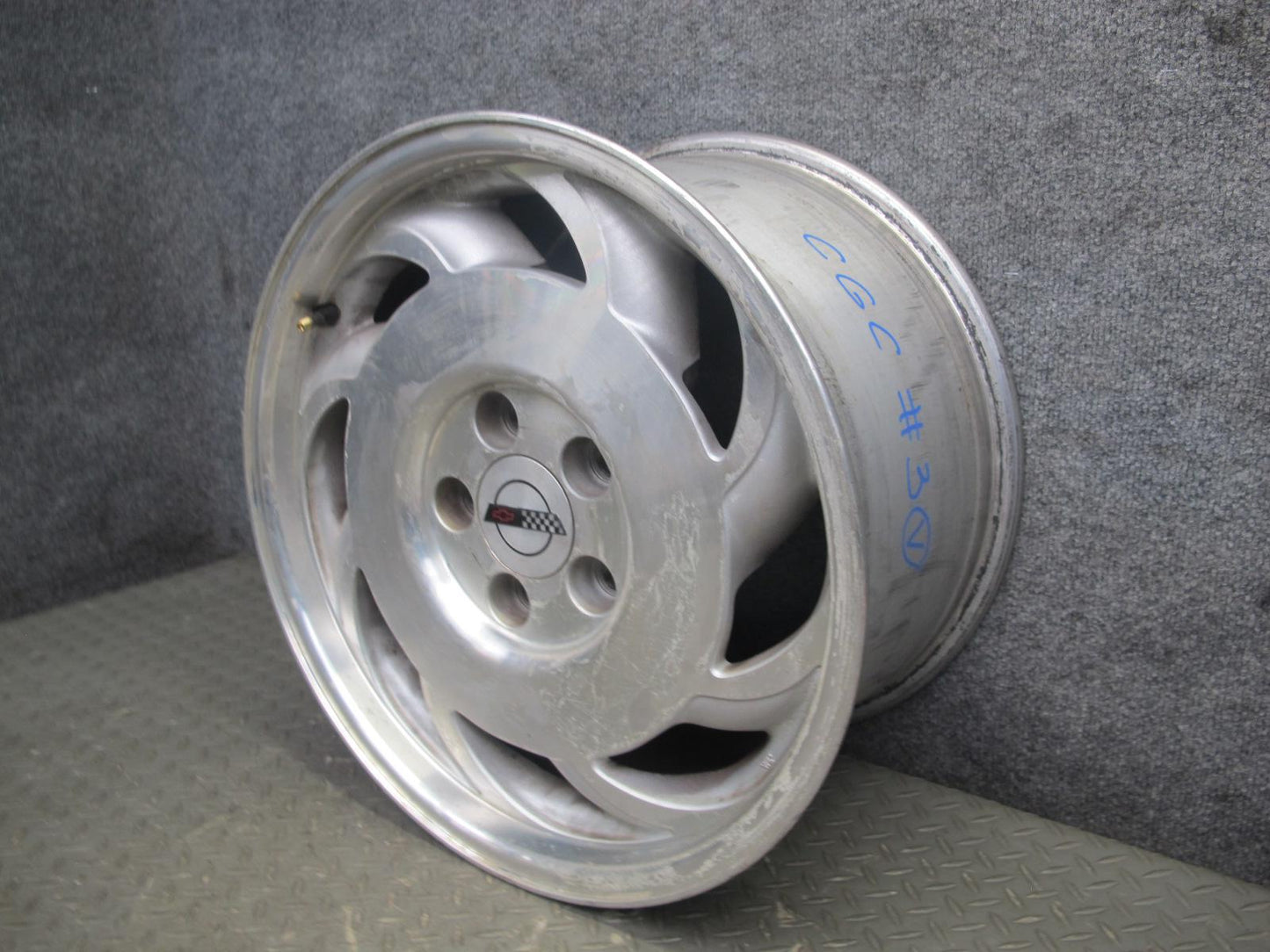 93-96 Chevrolet Corvette C4 Rear Right R17 17" Alloy Wheel Rim 17x9.5J ET56 OEM