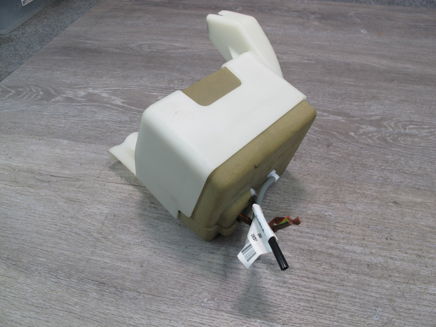 07-13 Mercedes W221 S-class Rear Trunk Seat Lumbar Adjustment Vacuum Pump OEM